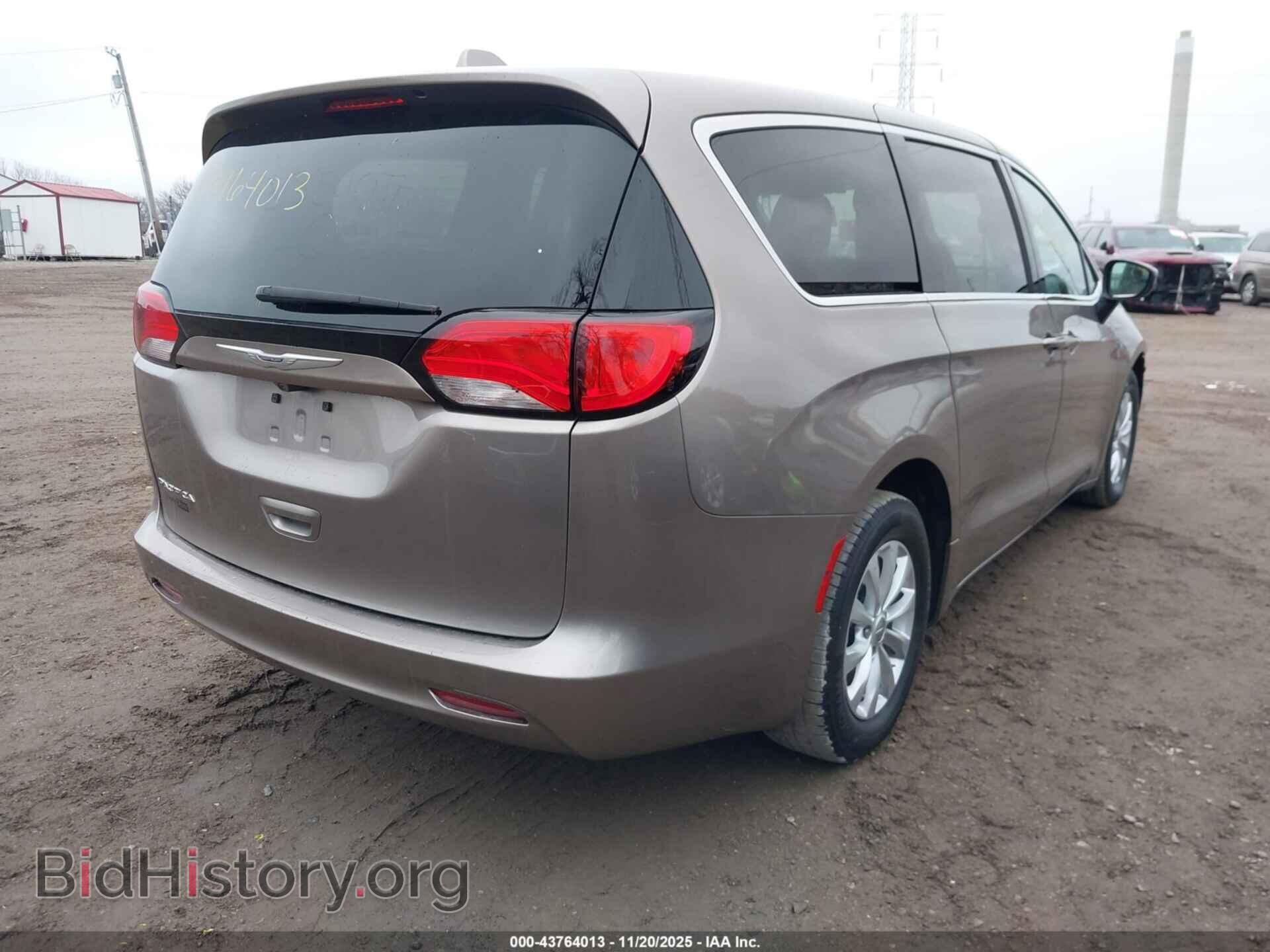 2017 CHRYSLER PACIFICA - VIN: 2C4RC1DG2HR585497 - Photo 4