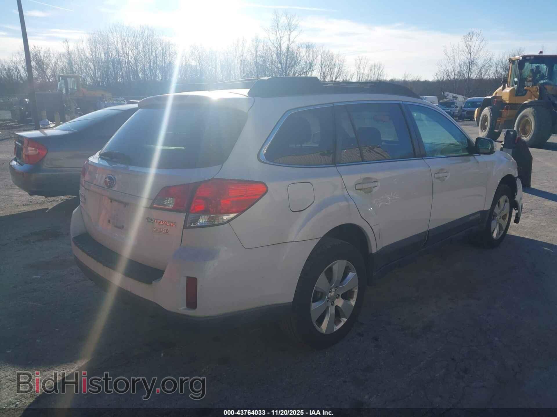 2011 SUBARU OUTBACK - VIN: 4S4BRBJC2B3385108 - Фото 4
