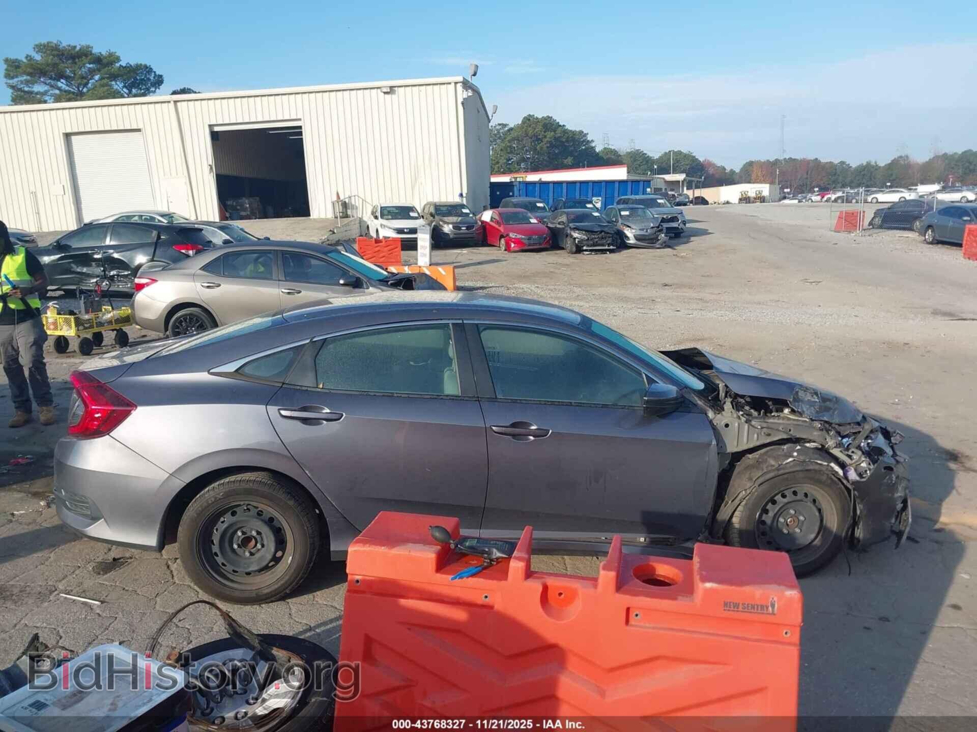 2019 HONDA CIVIC - VIN: 19XFC2F6XKE018332 - Фото 13