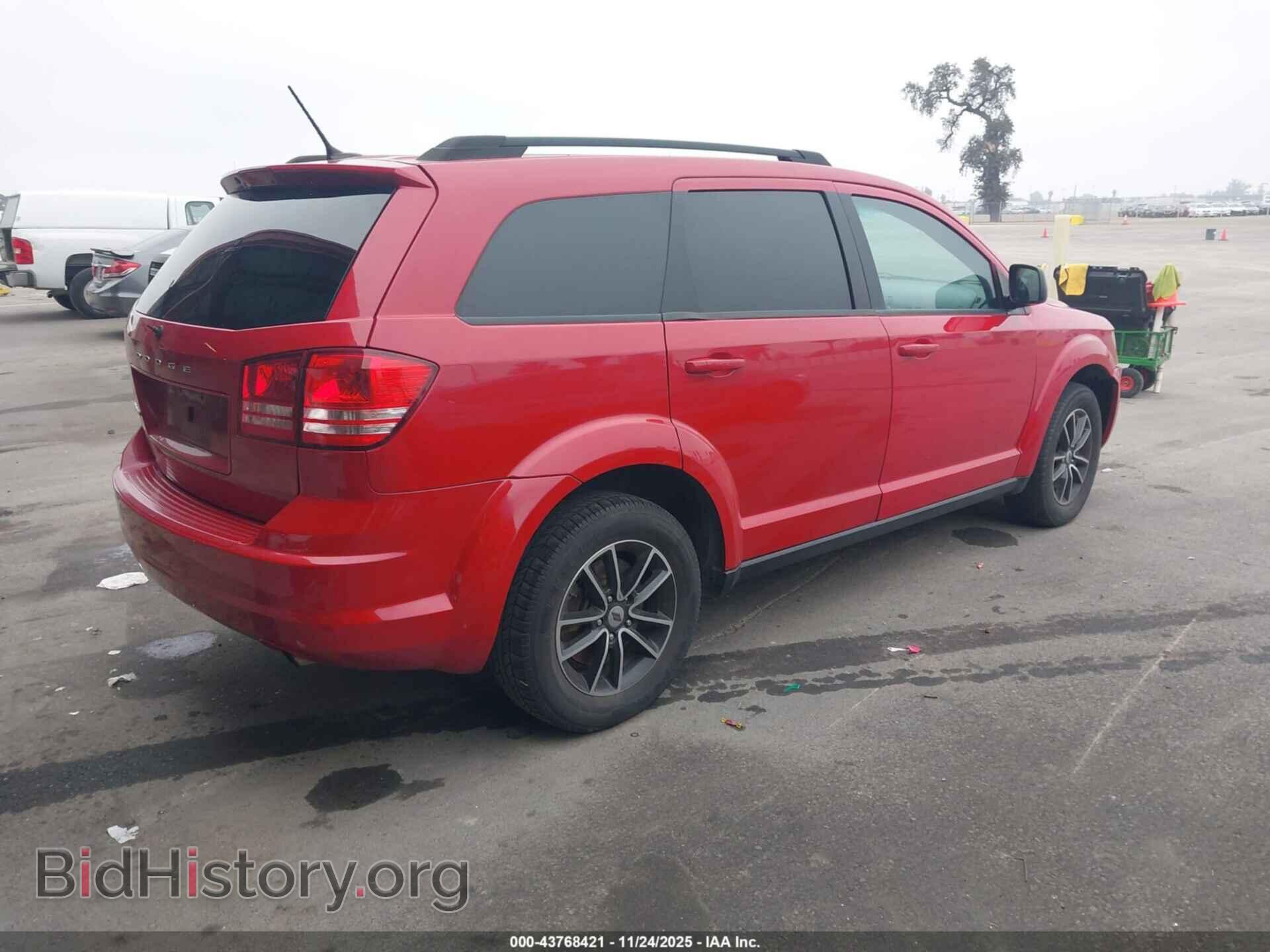 2018 DODGE JOURNEY - VIN: 3C4PDCAB1JT183997 - Фото 4