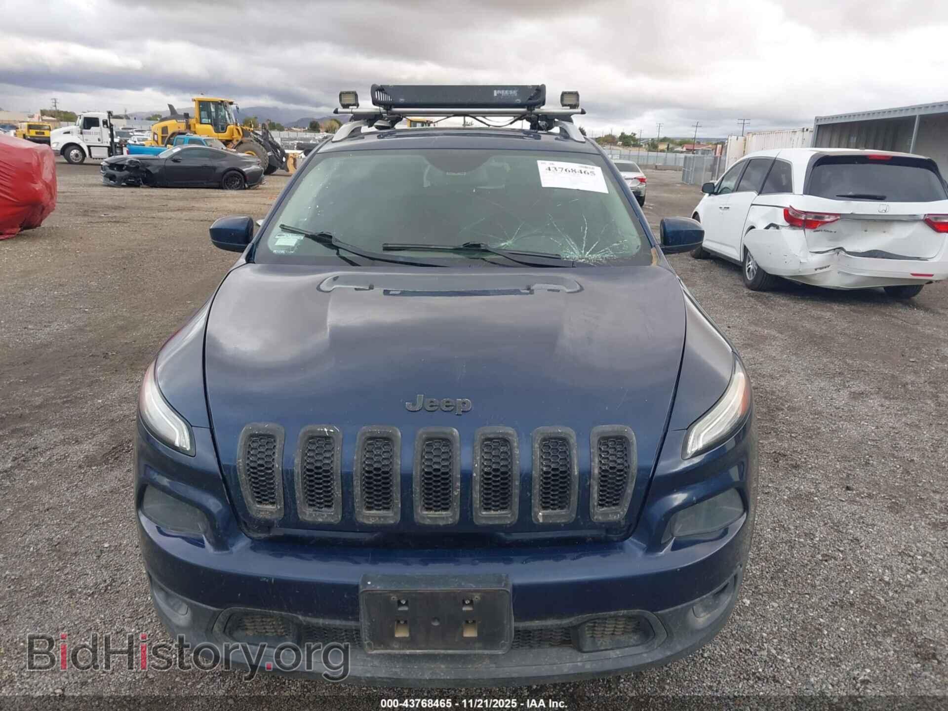 2018 JEEP CHEROKEE - VIN: 1C4PJLCB3JD563645 - Фото 6