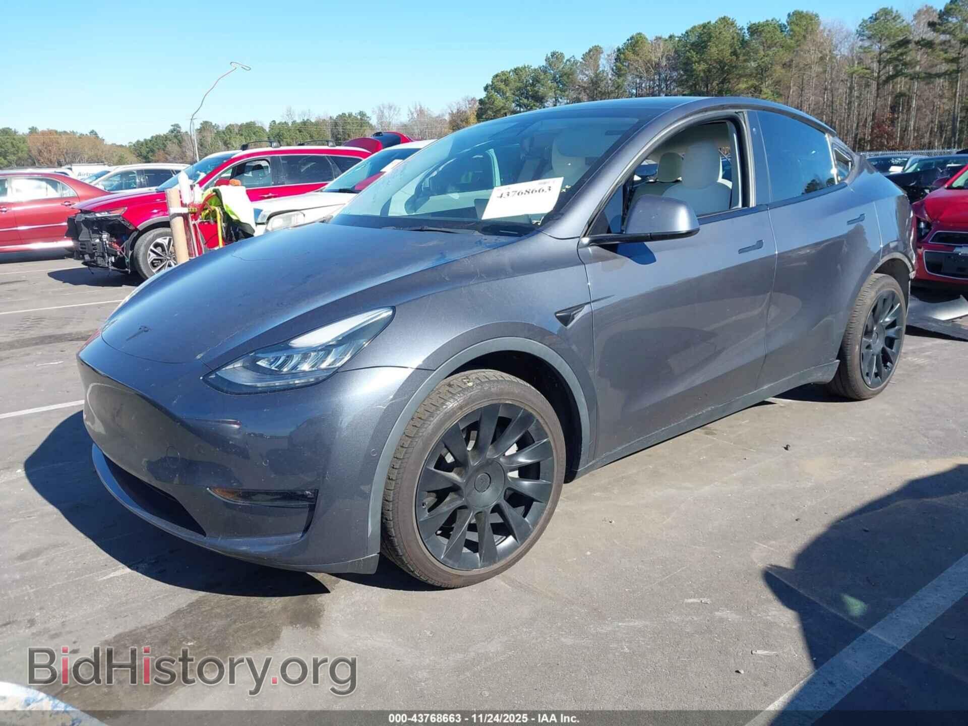 2022 TESLA MODEL Y - VIN: 7SAYGDEE8NF311908 - Фото 2