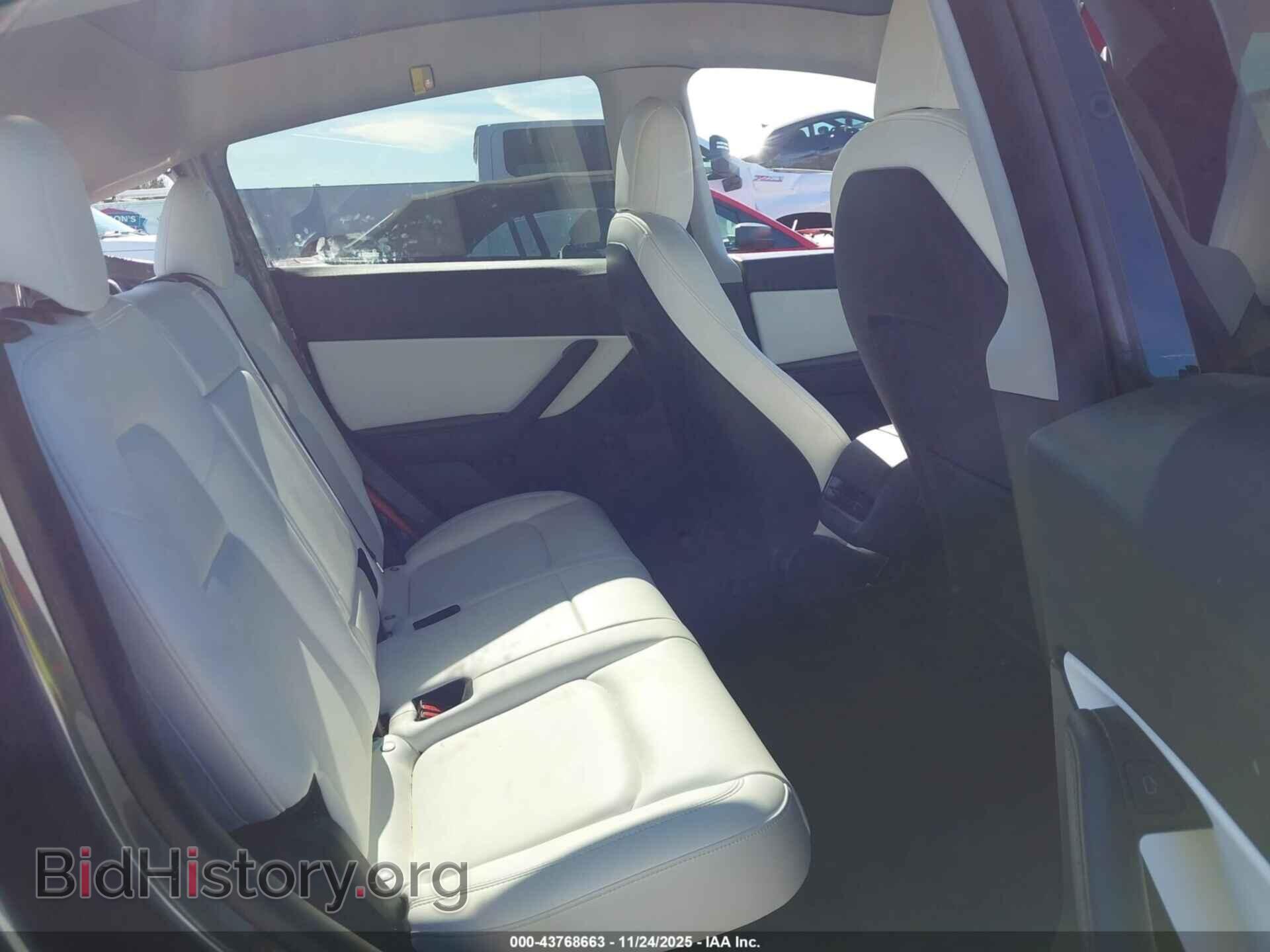2022 TESLA MODEL Y - VIN: 7SAYGDEE8NF311908 - Фото 8