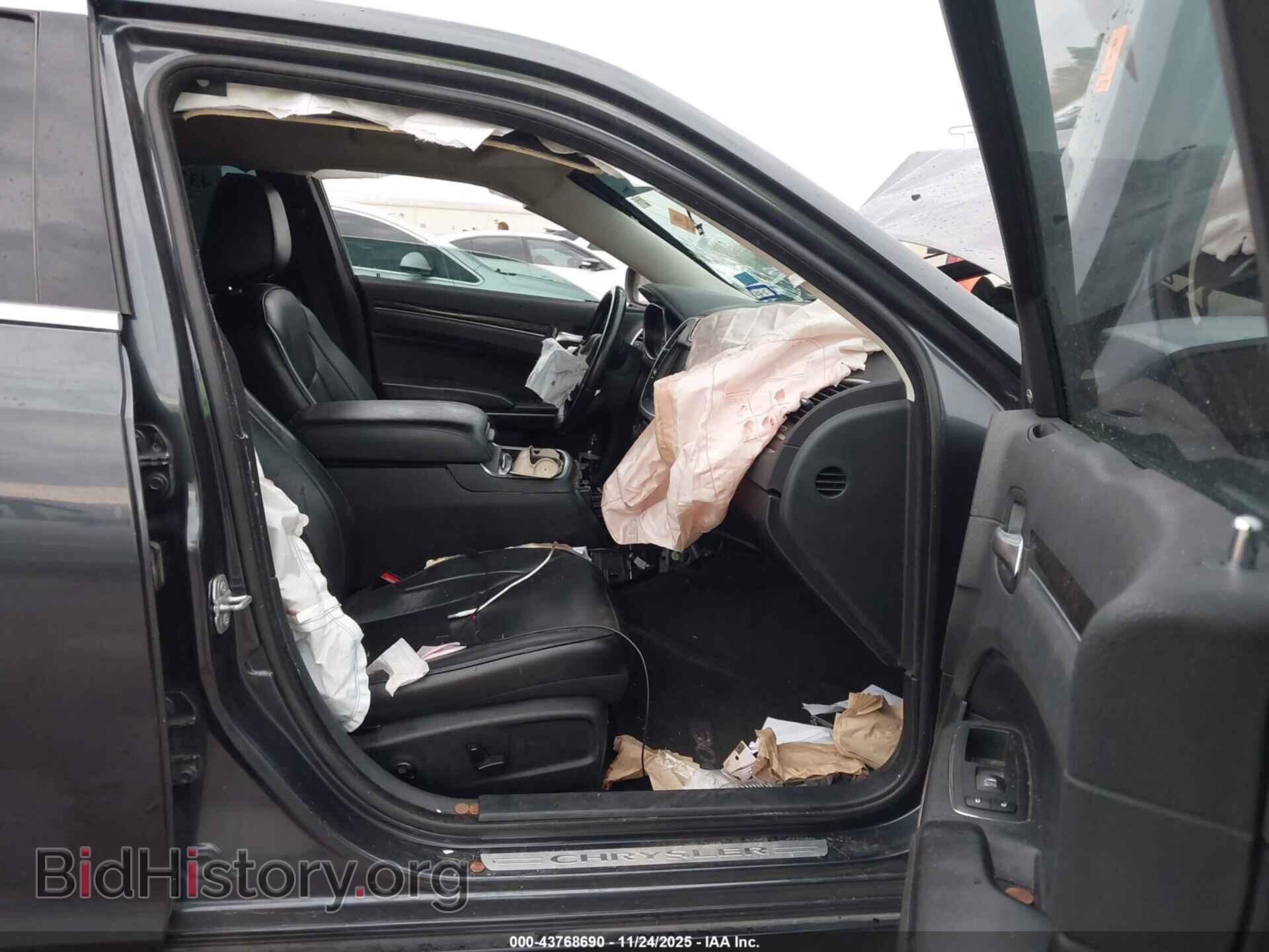 2017 CHRYSLER 300C - VIN: 2C3CCAEGXHH570387 - Фото 5