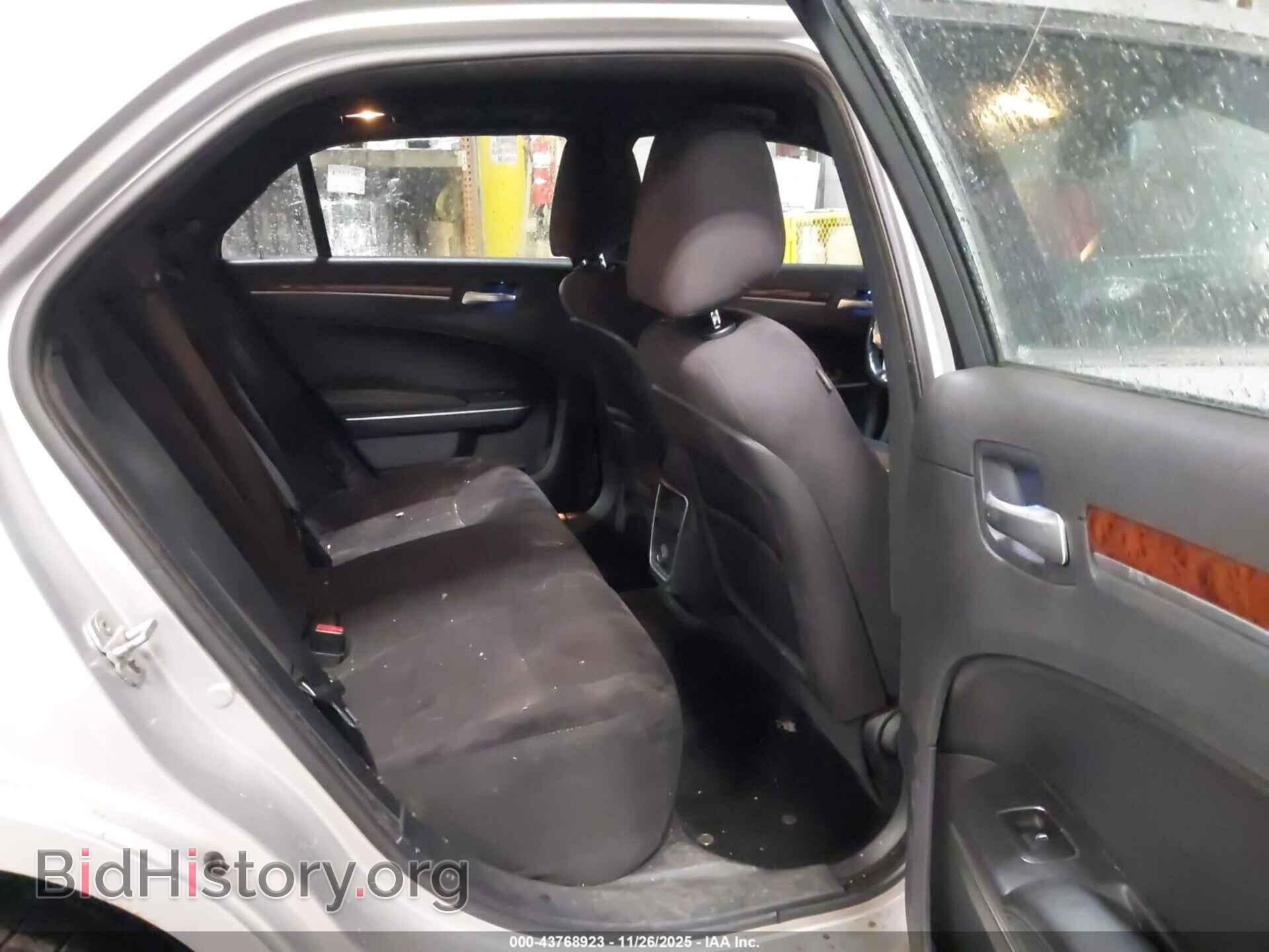 2012 CHRYSLER 300 - VIN: 2C3CCAAG5CH110357 - Фото 8