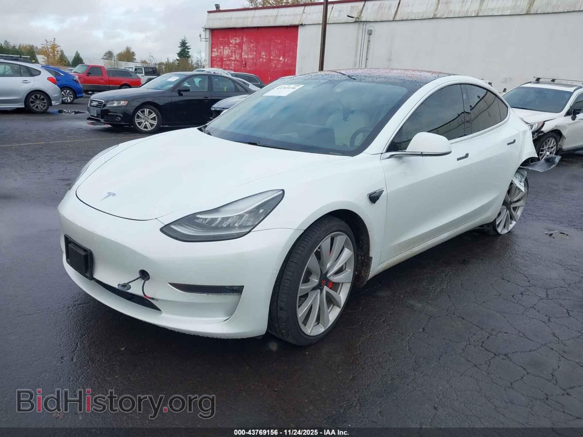 2018 TESLA MODEL 3 - VIN: 5YJ3E1EB4JF081666 - Photo 2
