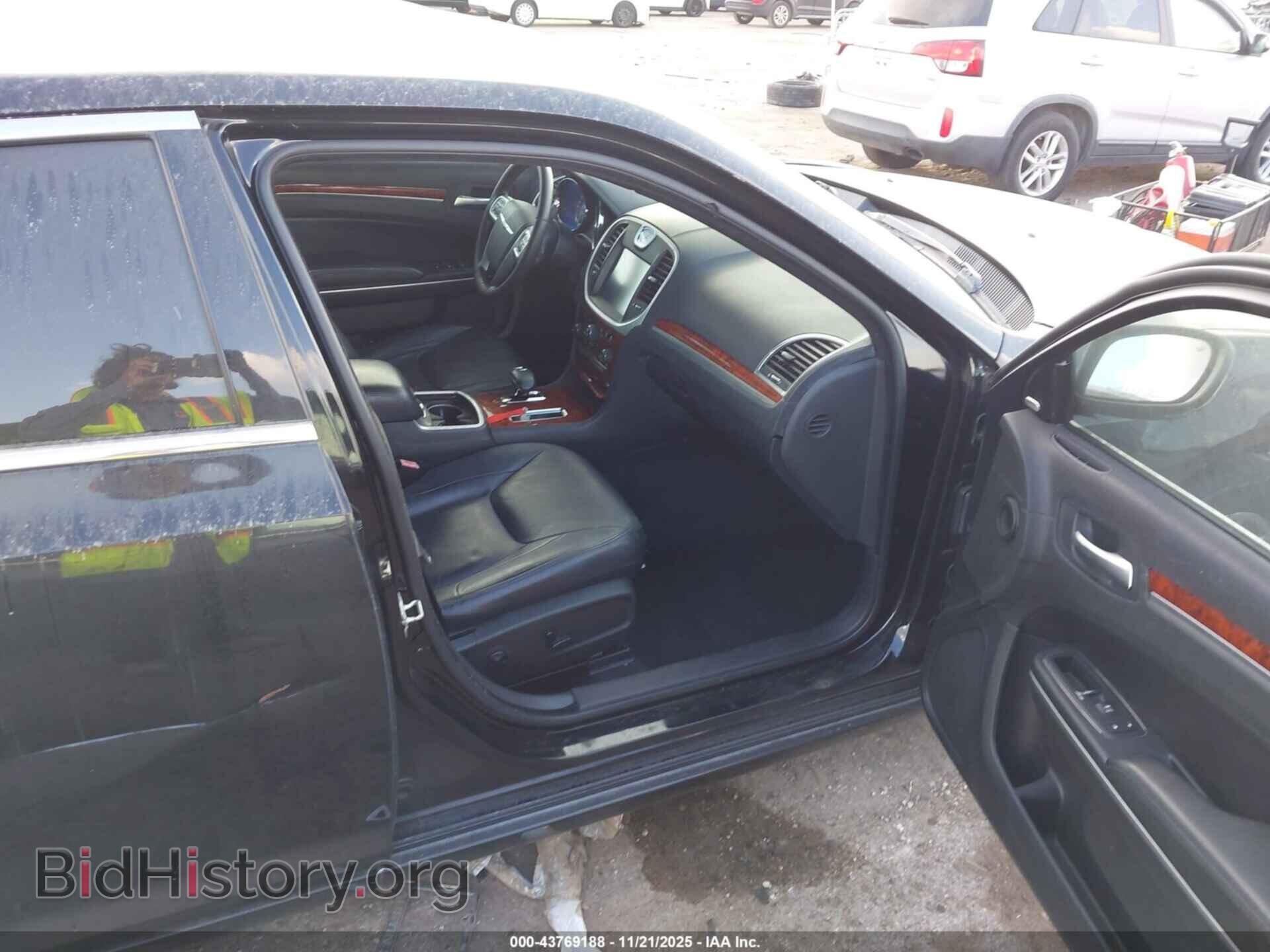 2012 CHRYSLER 300 - VIN: 2C3CCACG0CH251012 - Фото 5