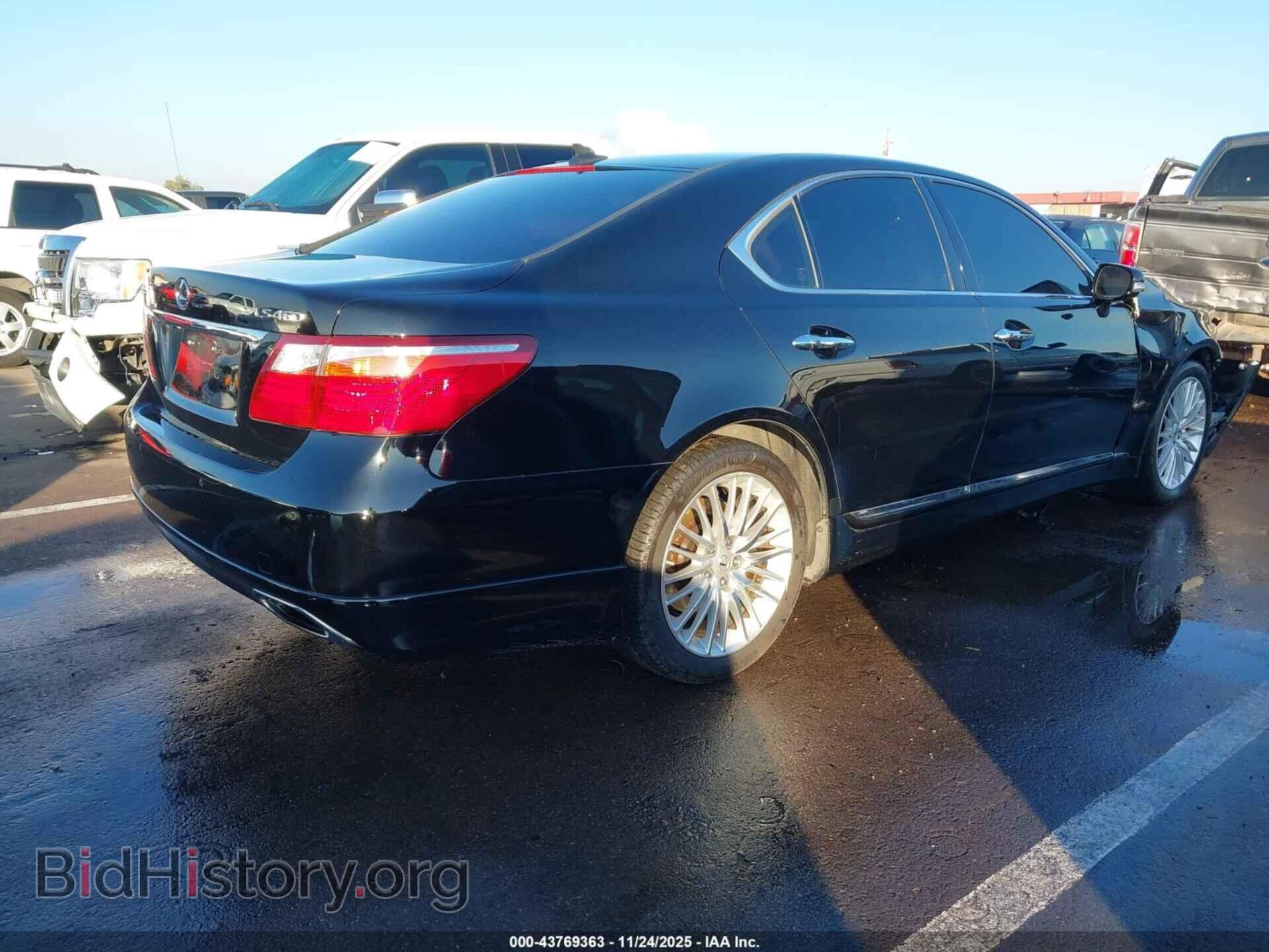 2010 LEXUS LS 460 - VIN: JTHBL5EF8A5098482 - Photo 4