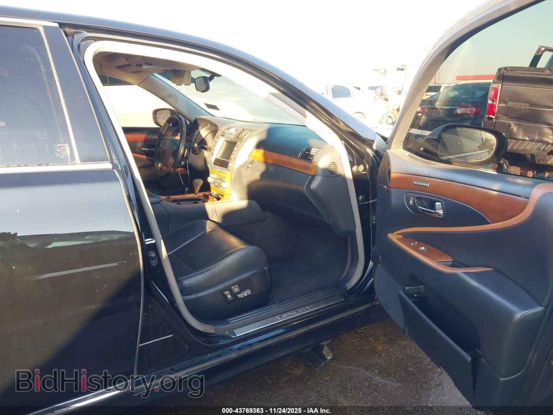 2010 LEXUS LS 460 - VIN: JTHBL5EF8A5098482 - Photo 5