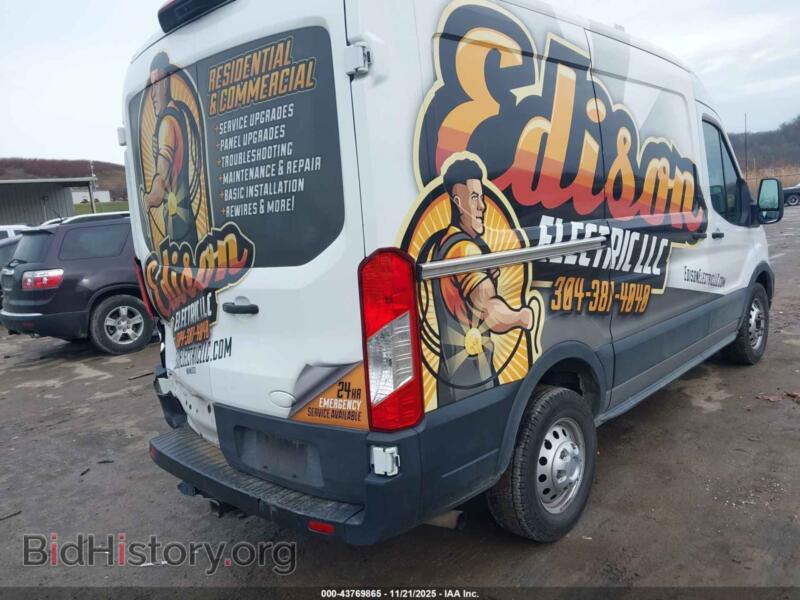 2021 Ford TRANSIT-250 (VIN 1FTBR2CG6MKA61558) — photo 4 of 16