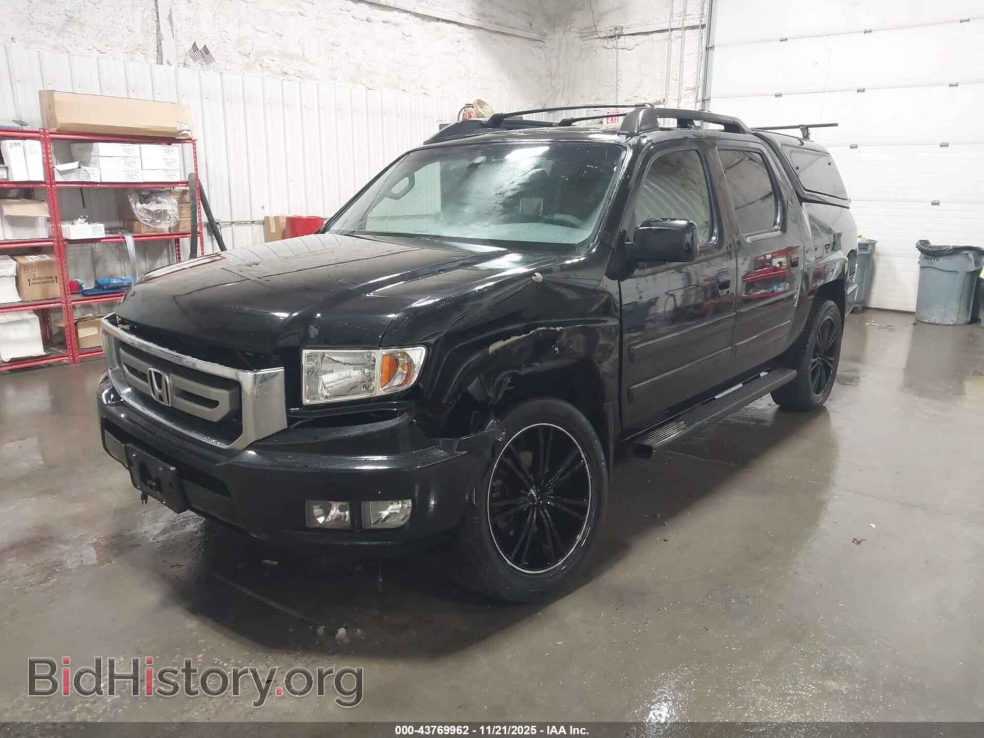 2011 HONDA RIDGELINE - VIN: 5FPYK1F51BB001997 - Фото 2