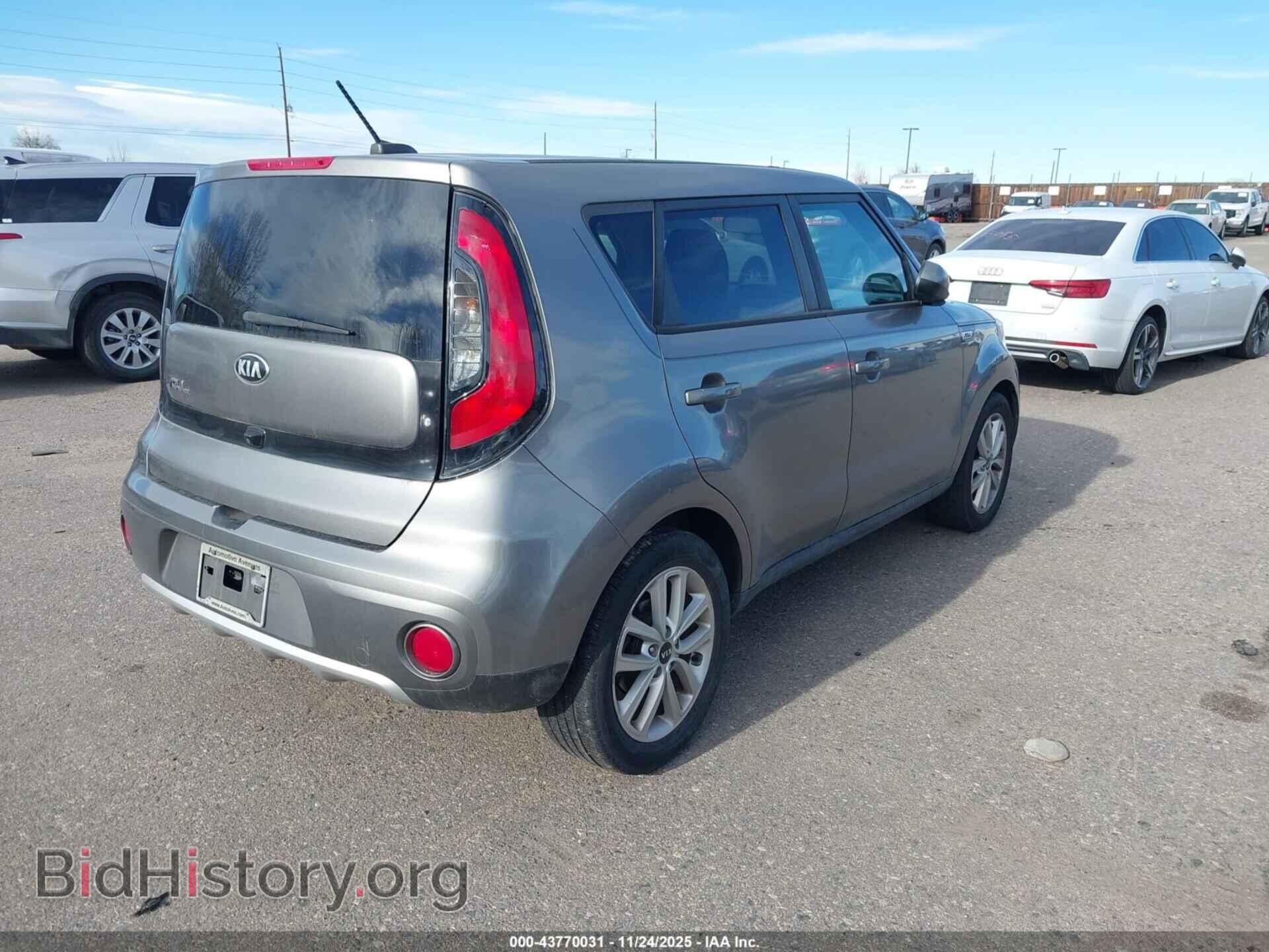 2017 KIA SOUL - VIN: KNDJP3A59H7418992 - Фото 4
