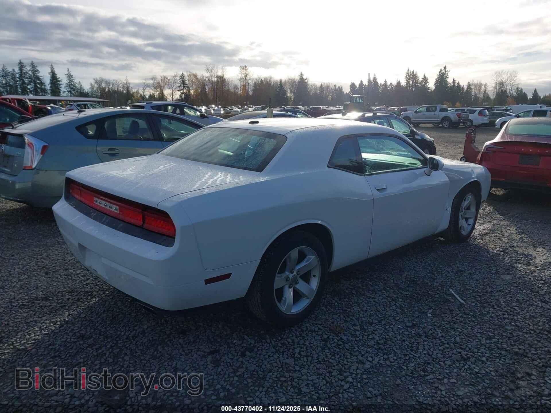 2012 DODGE CHALLENGER - VIN: 2C3CDYAG2CH257564 - Фото 4