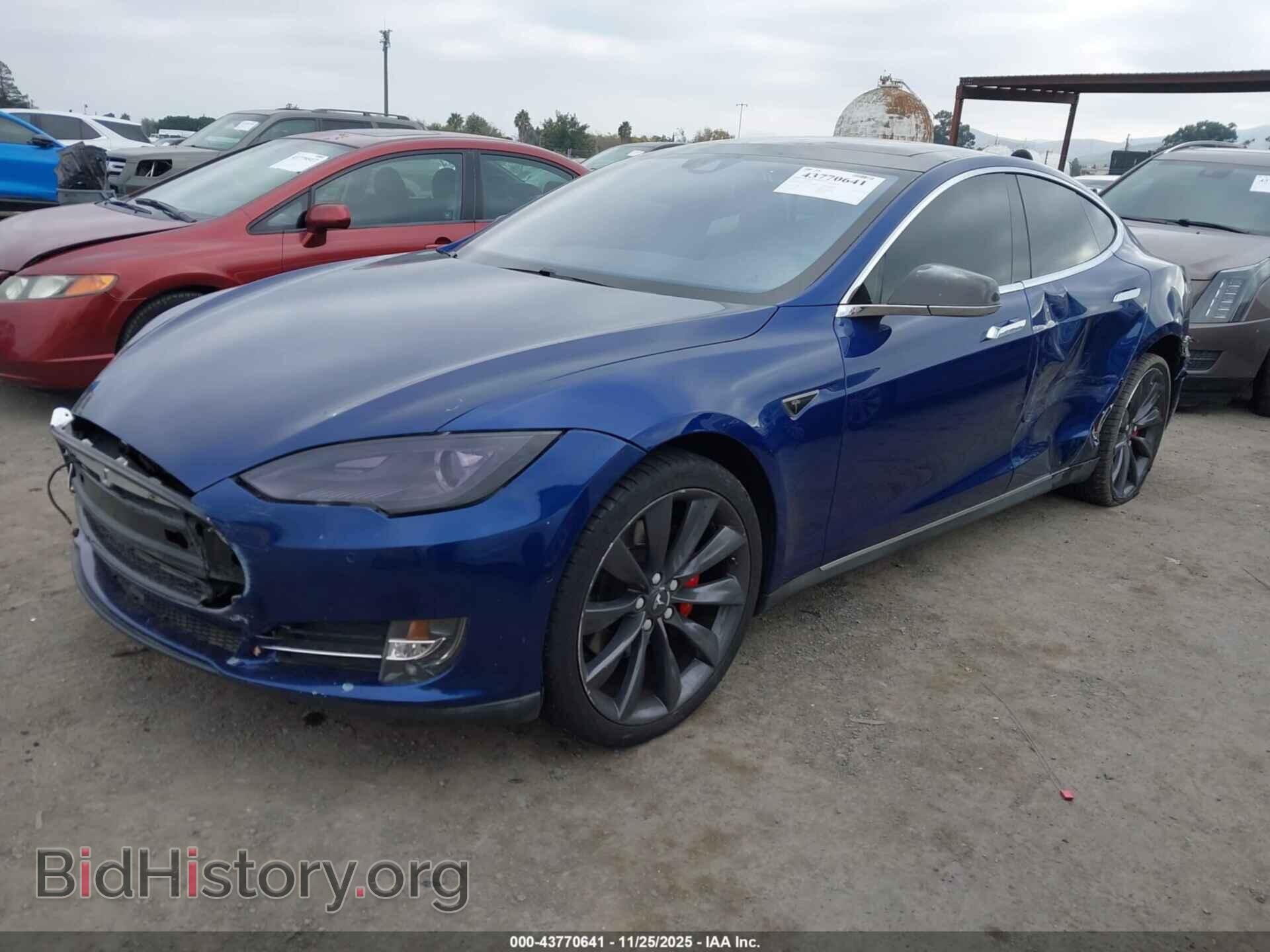 2015 TESLA MODEL S - VIN: 5YJSA1E46FF112903 - Photo 2