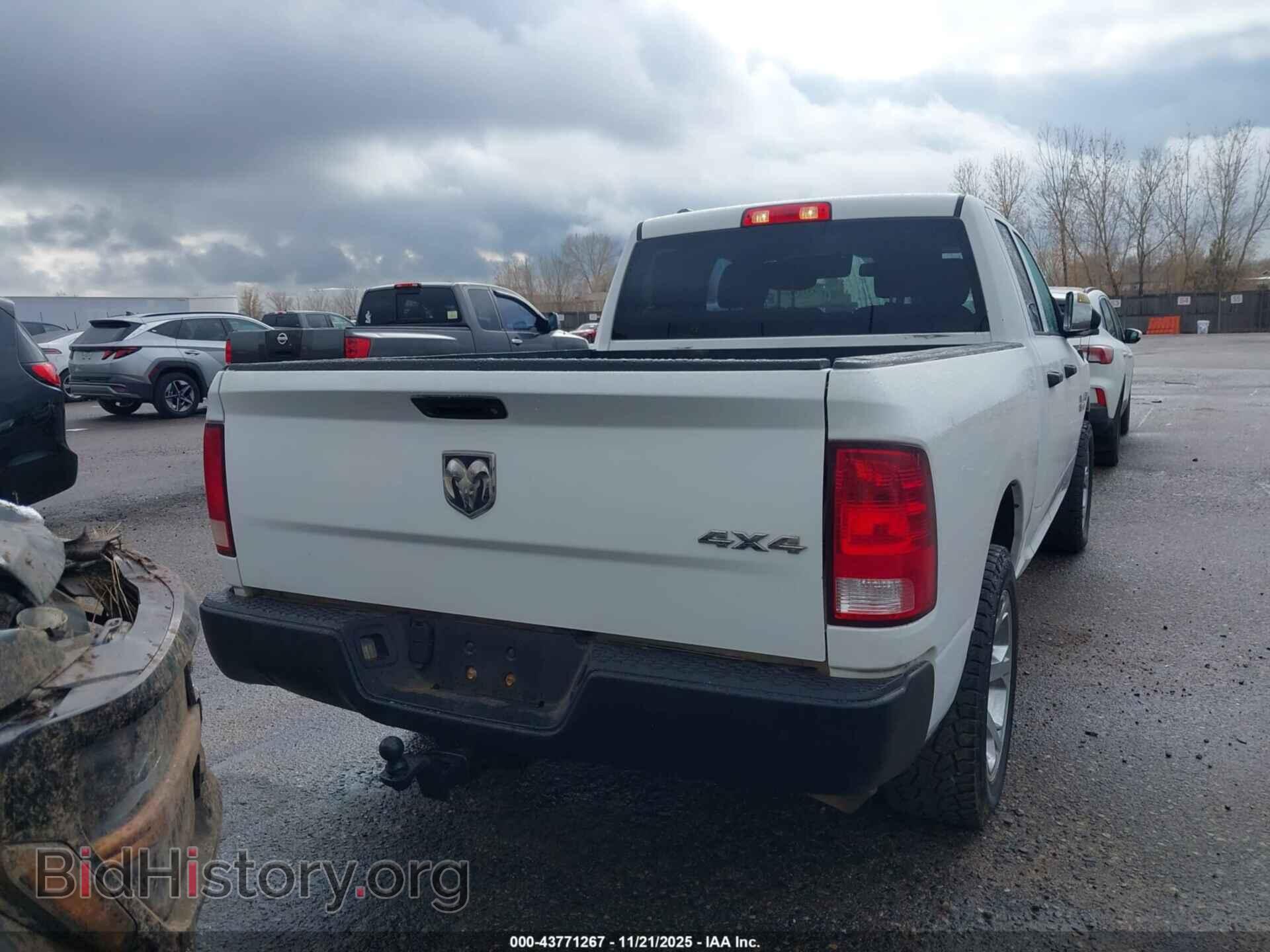 2018 RAM 1500 - VIN: 1C6RR7FT7JS327435 - Фото 16
