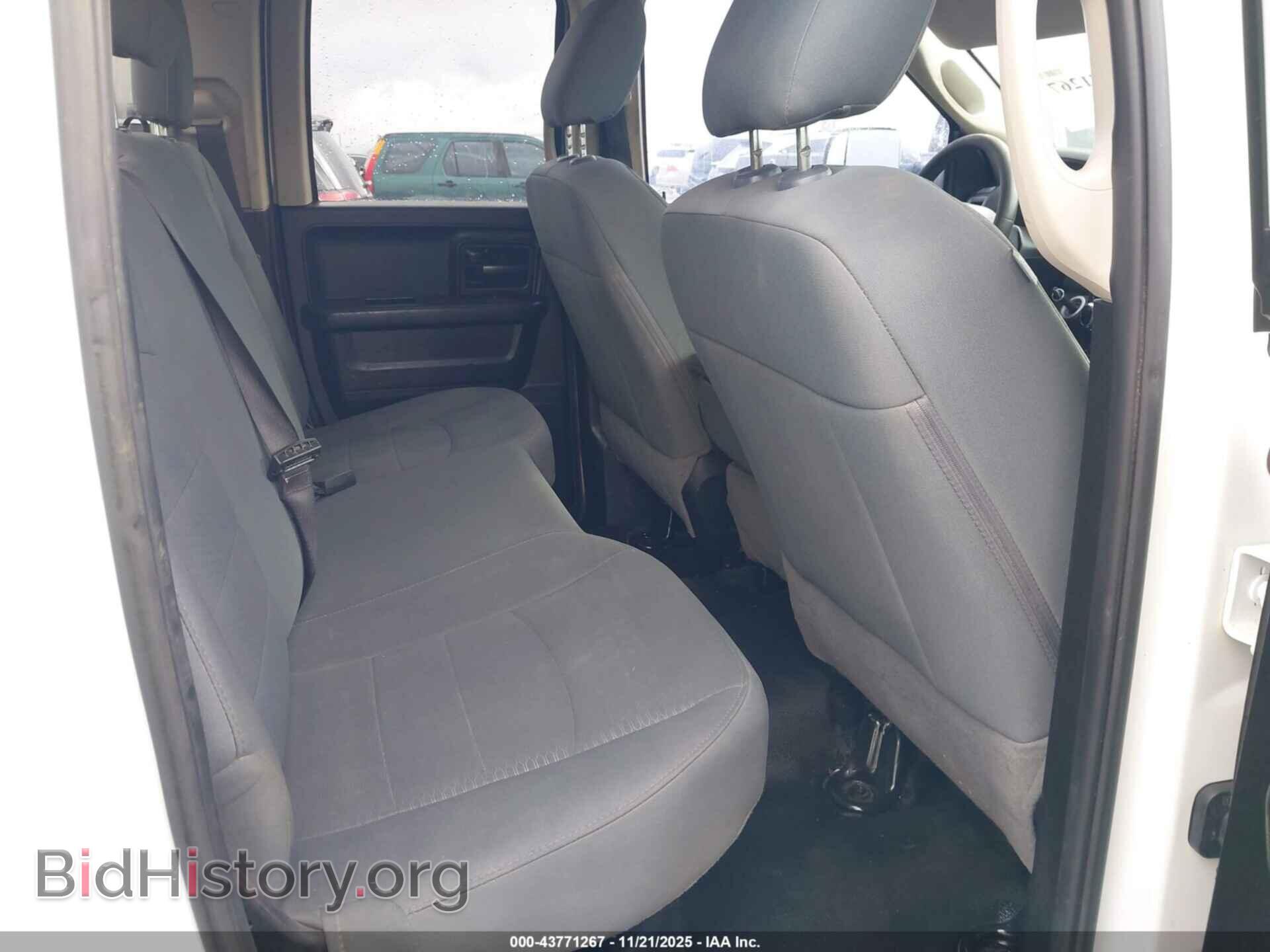 2018 RAM 1500 - VIN: 1C6RR7FT7JS327435 - Фото 8