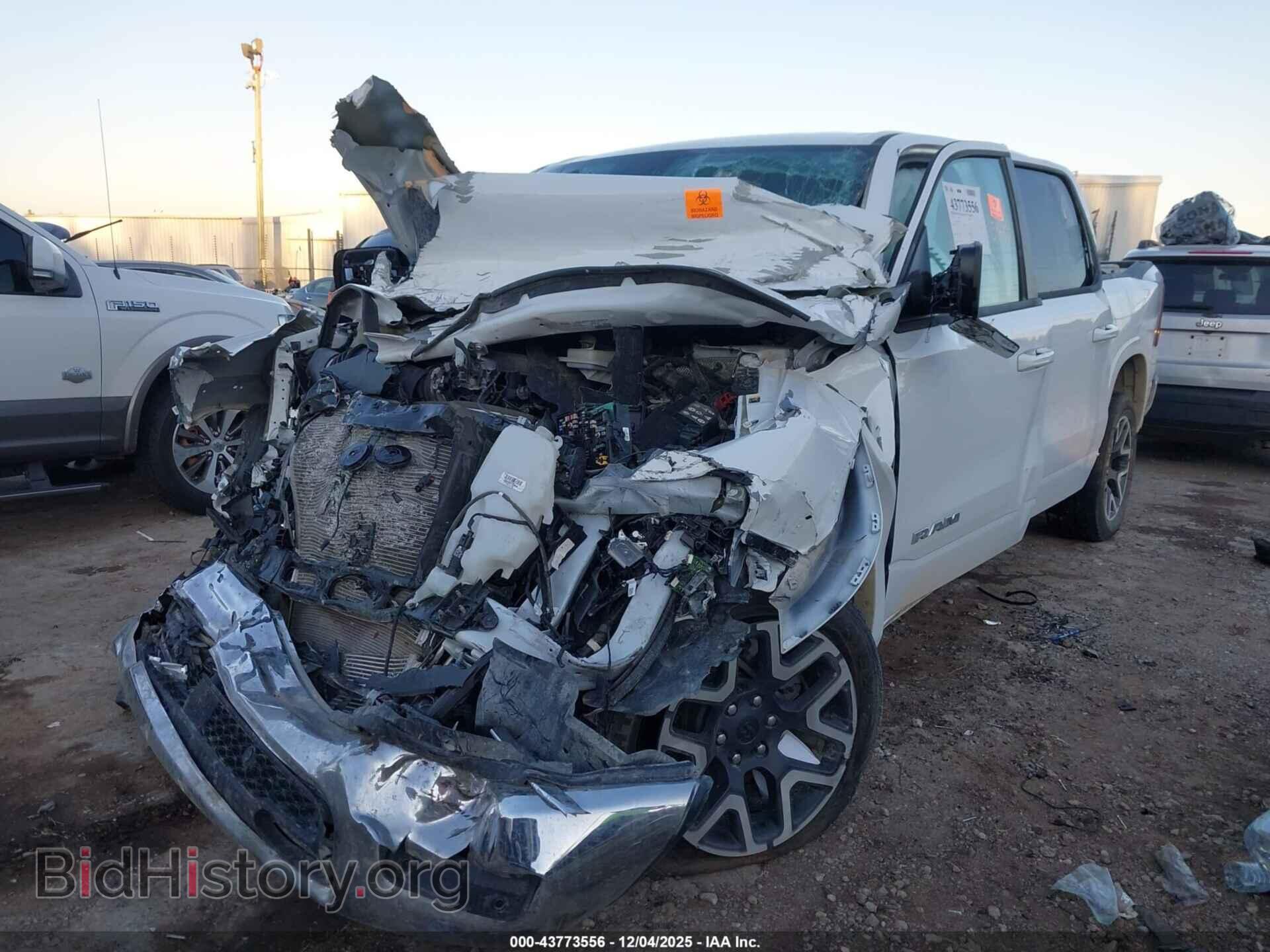 2025 RAM 1500 - VIN: 1C6SRFJP8SN612604 - Фото 2