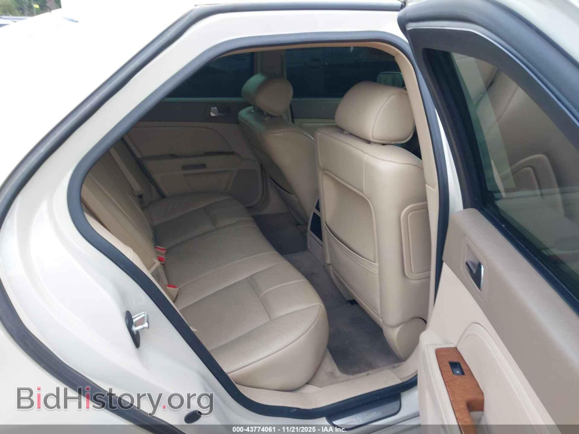 2010 CADILLAC STS - VIN: 1G6DU6EV6A0136702 - Фото 8