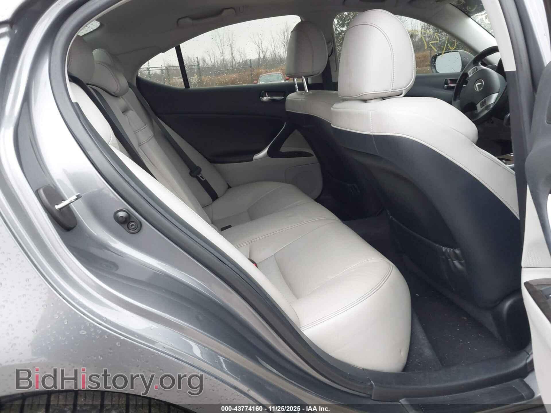 2013 LEXUS IS 250 - VIN: JTHCF5C28D5061898 - Фото 8