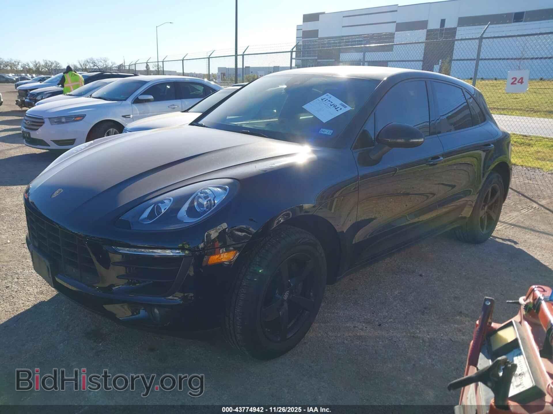 2017 PORSCHE MACAN - VIN: WP1AA2A54HLB80910 - Photo 2