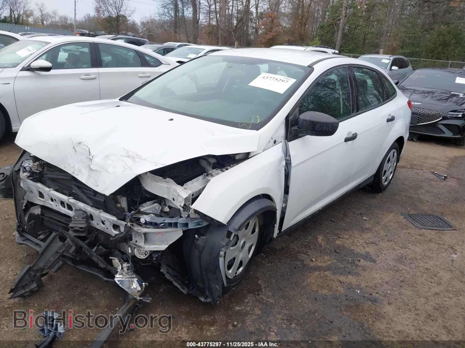 2015 FORD FOCUS - VIN: 1FADP3E28FL273676 - Photo 2