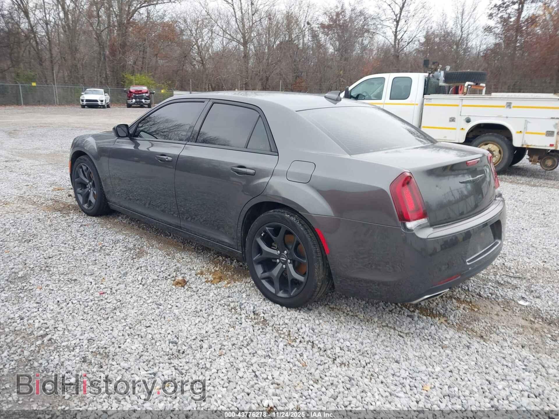 2023 CHRYSLER 300 - VIN: 2C3CCAAGXPH505916 - Фото 3