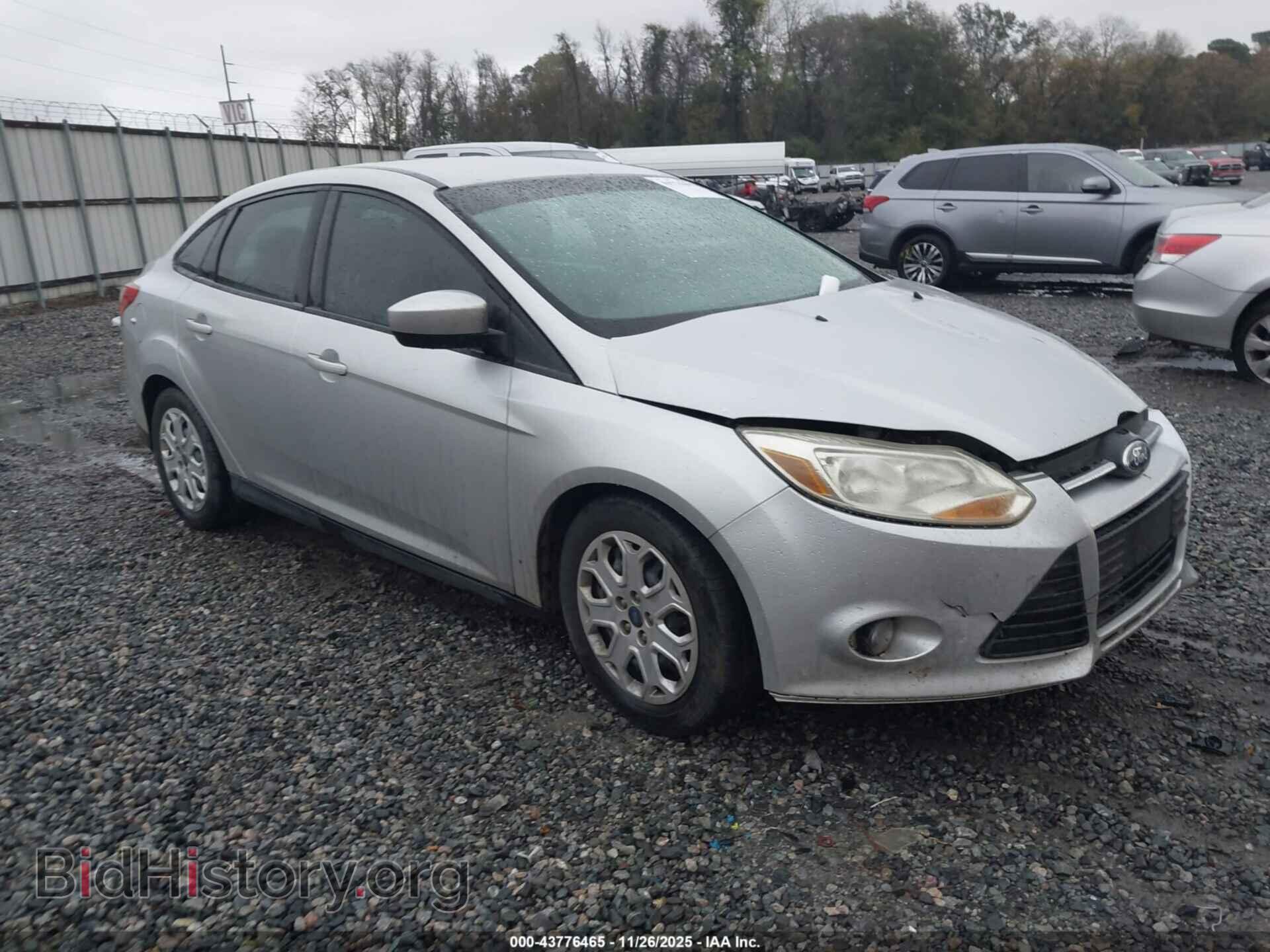 Photo 1FAHP3F24CL377710 - FORD FOCUS 2012