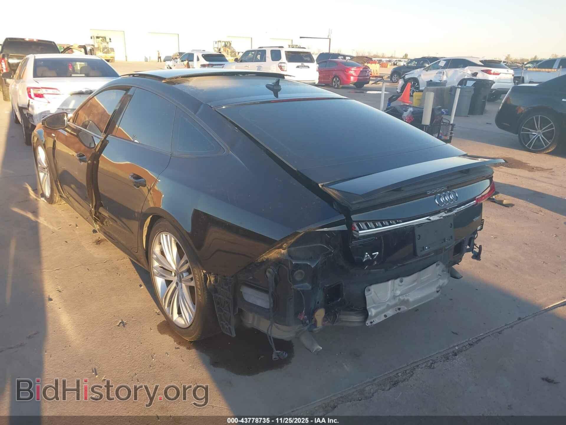 2019 AUDI A7 - VIN: WAUU2AF22KN041825 - Фото 3