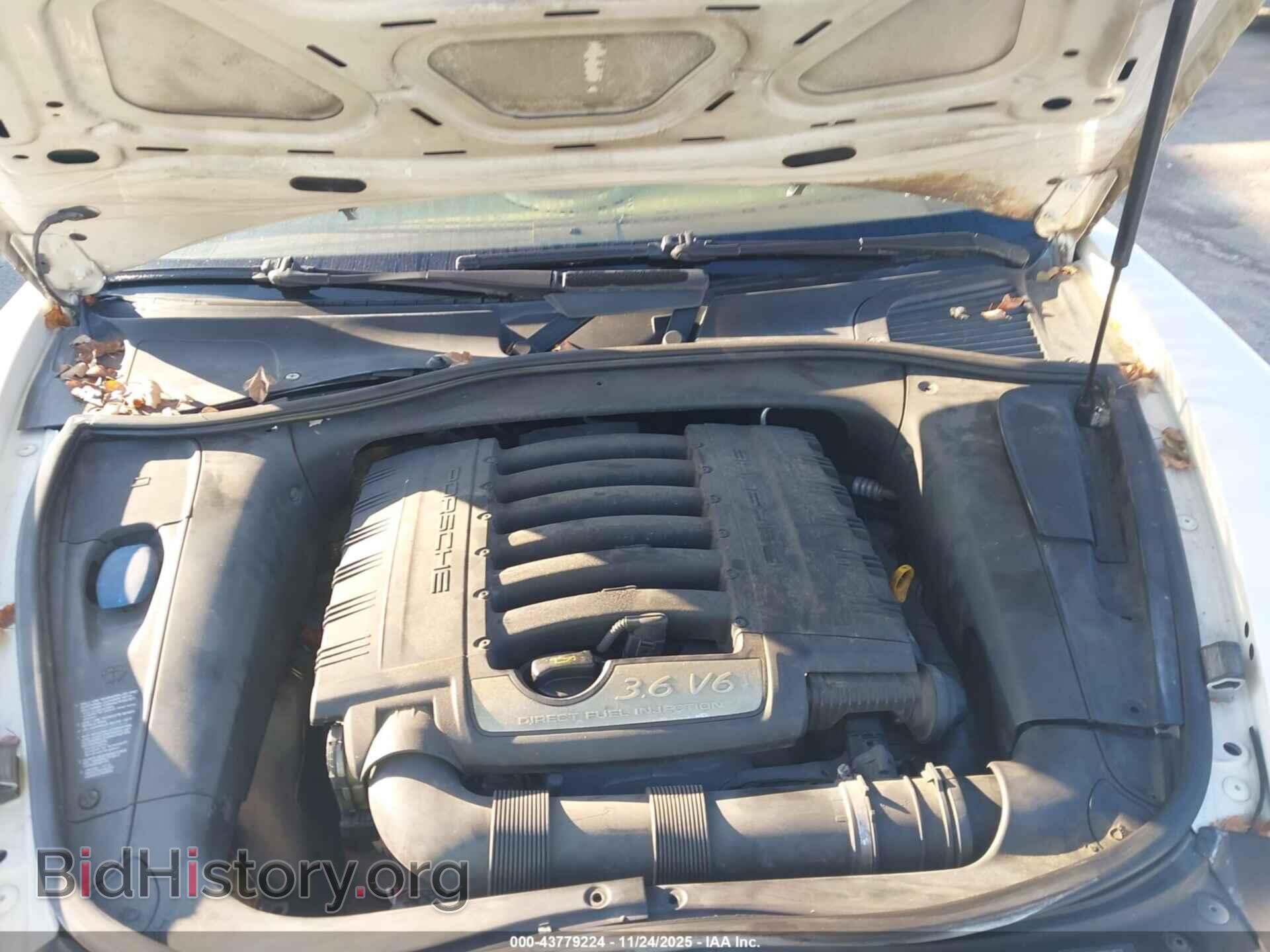 2010 PORSCHE CAYENNE - VIN: WP1AA2AP3ALA05703 - Фото 10
