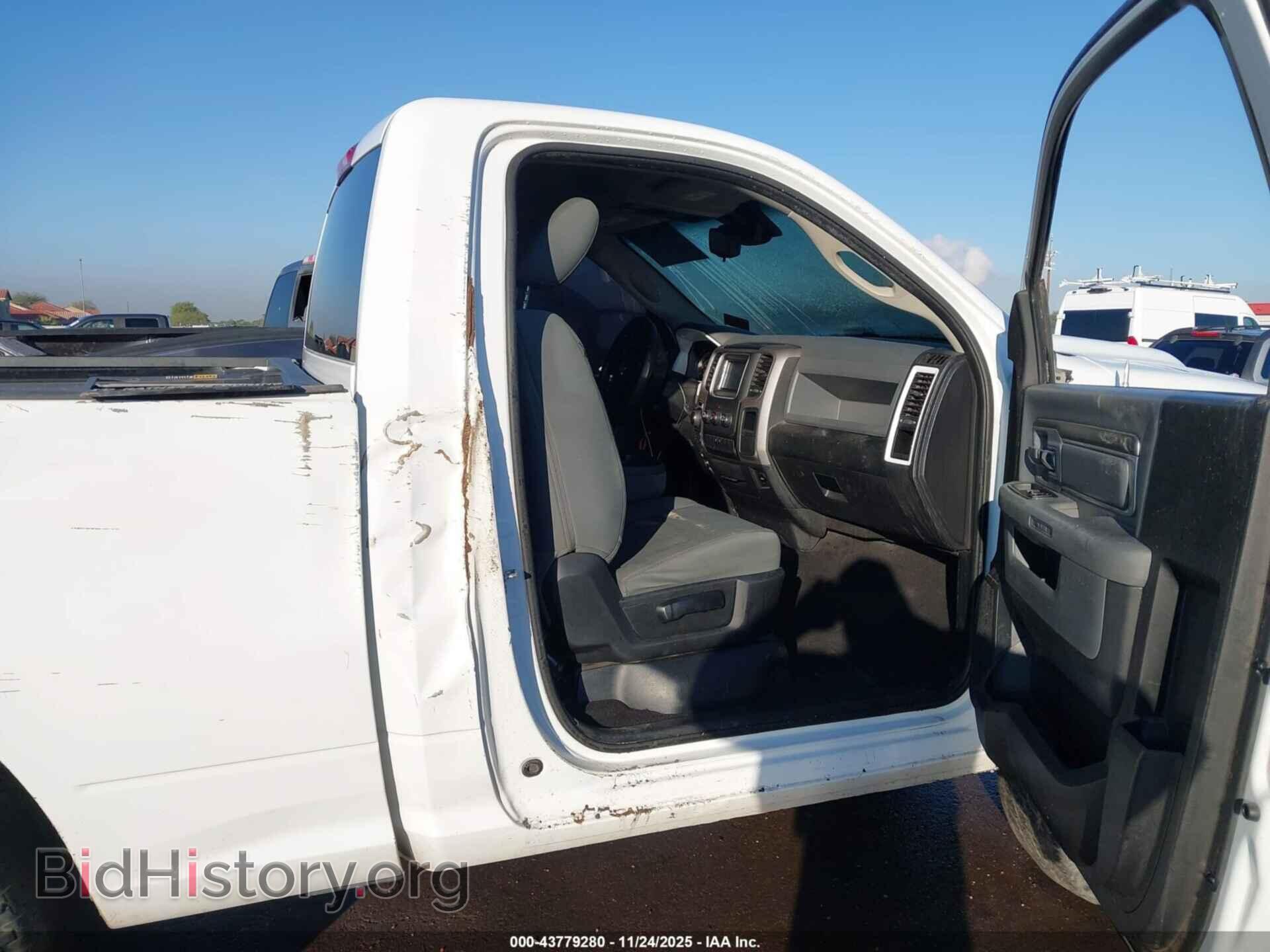 2014 RAM 1500 - VIN: 3C6JR7AT9EG294925 - Фото 5