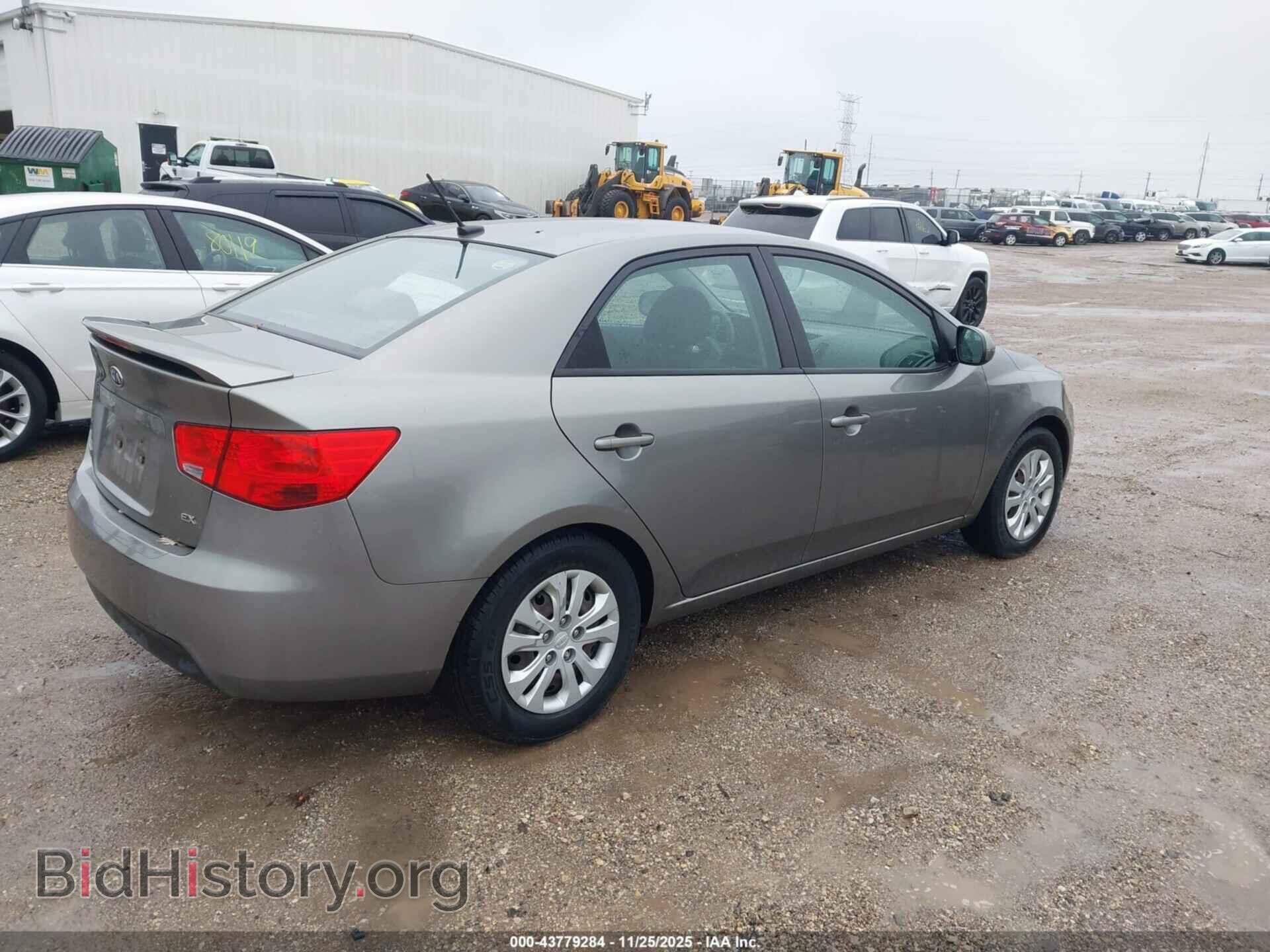 2012 KIA FORTE - VIN: KNAFU4A2XC5625189 - Фото 4