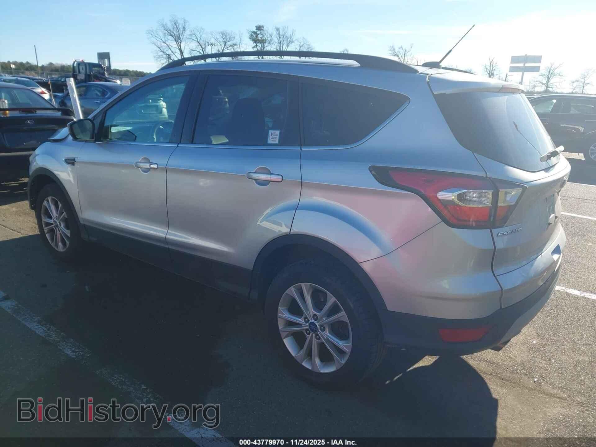 2017 FORD ESCAPE - VIN: 1FMCU0GD2HUB00949 - Фото 3
