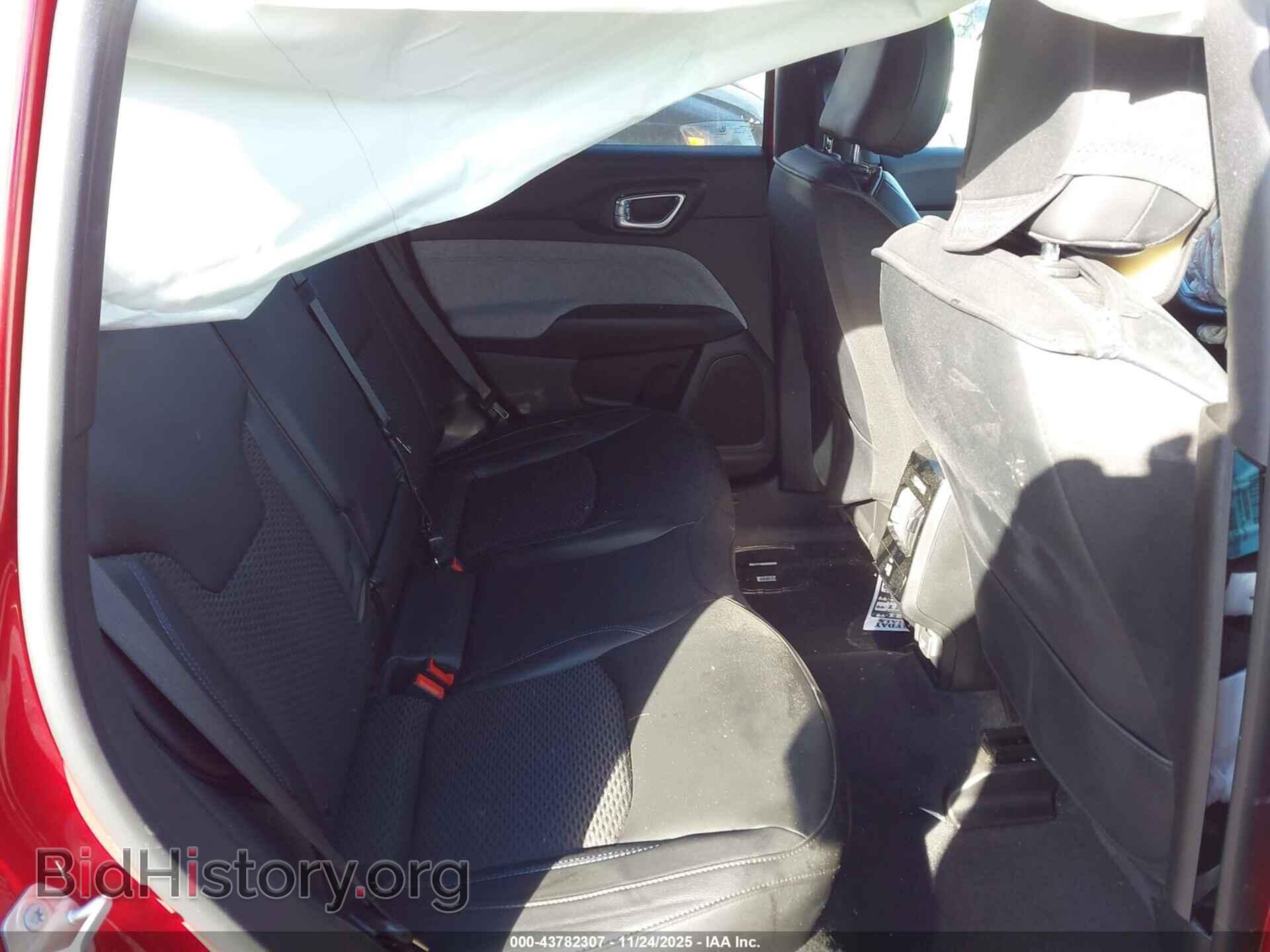 2024 JEEP COMPASS - VIN: 3C4NJDBN9RT585227 - Фото 8