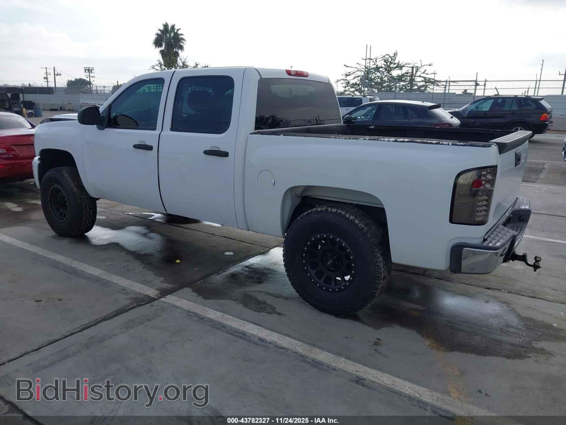 2008 CHEVROLET SILVERADO 1500 - VIN: 2GCEC13C581111930 - Фото 3