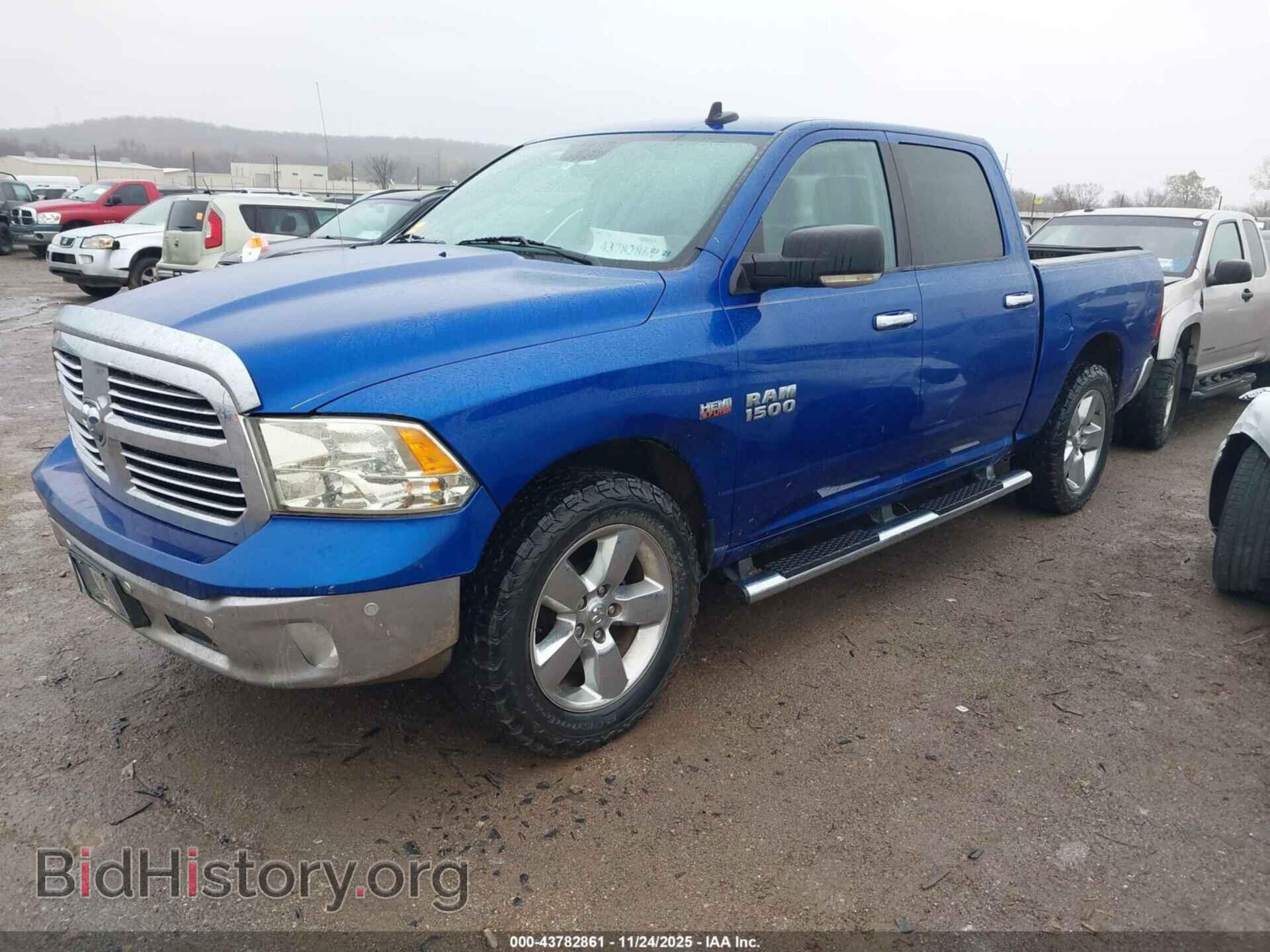 2016 RAM 1500 - VIN: 3C6RR6LT8GG289275 - Фото 2