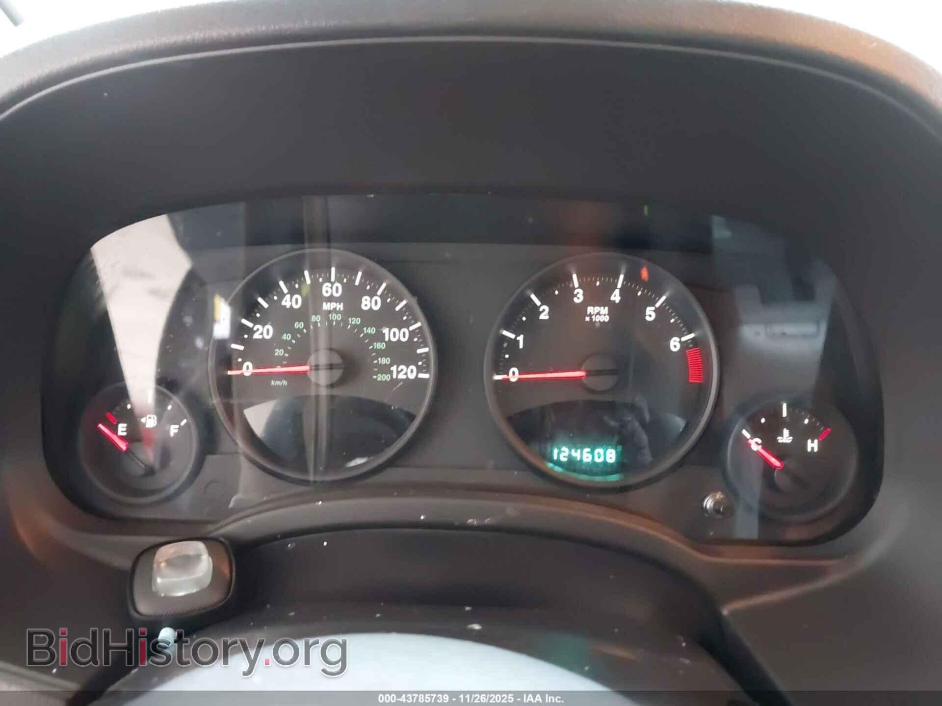 2011 JEEP COMPASS - VIN: 1J4NT1FA1BD211152 - Photo 7