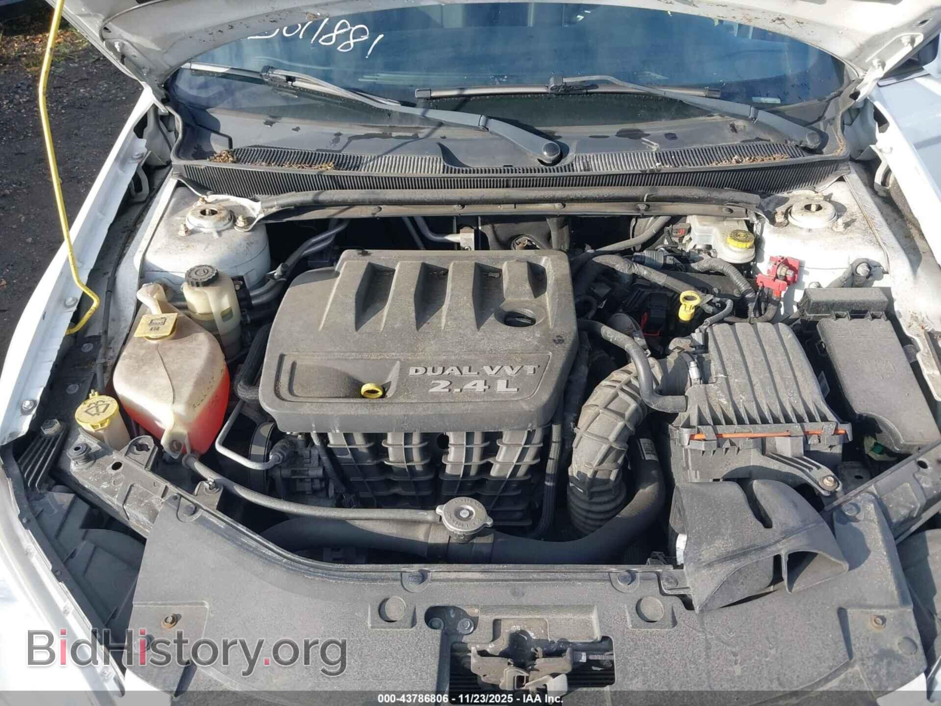 2013 CHRYSLER 200 - VIN: 1C3CCBBB7DN721685 - Фото 10