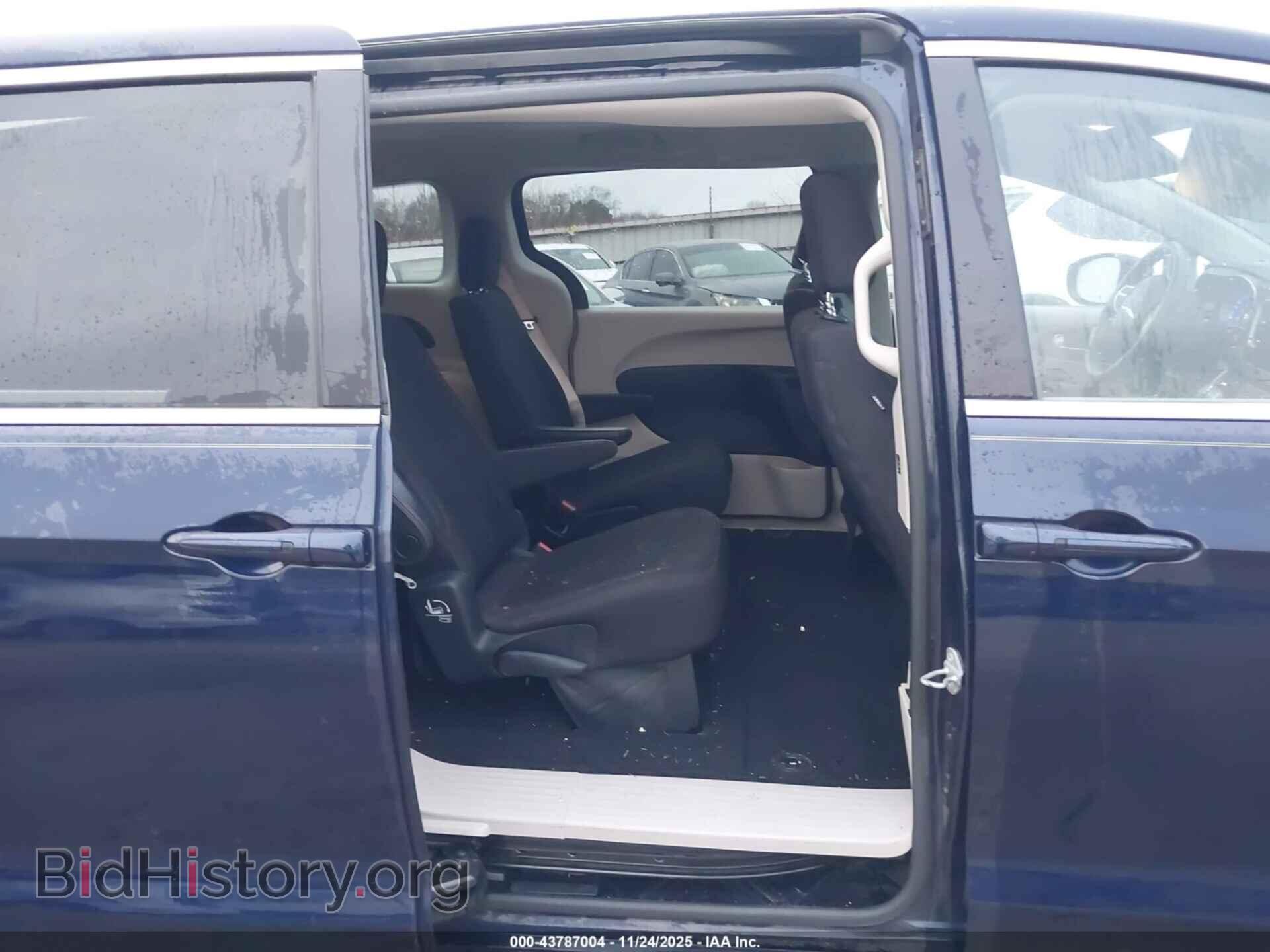 2017 CHRYSLER PACIFICA - VIN: 2C4RC1DG4HR587767 - Фото 8
