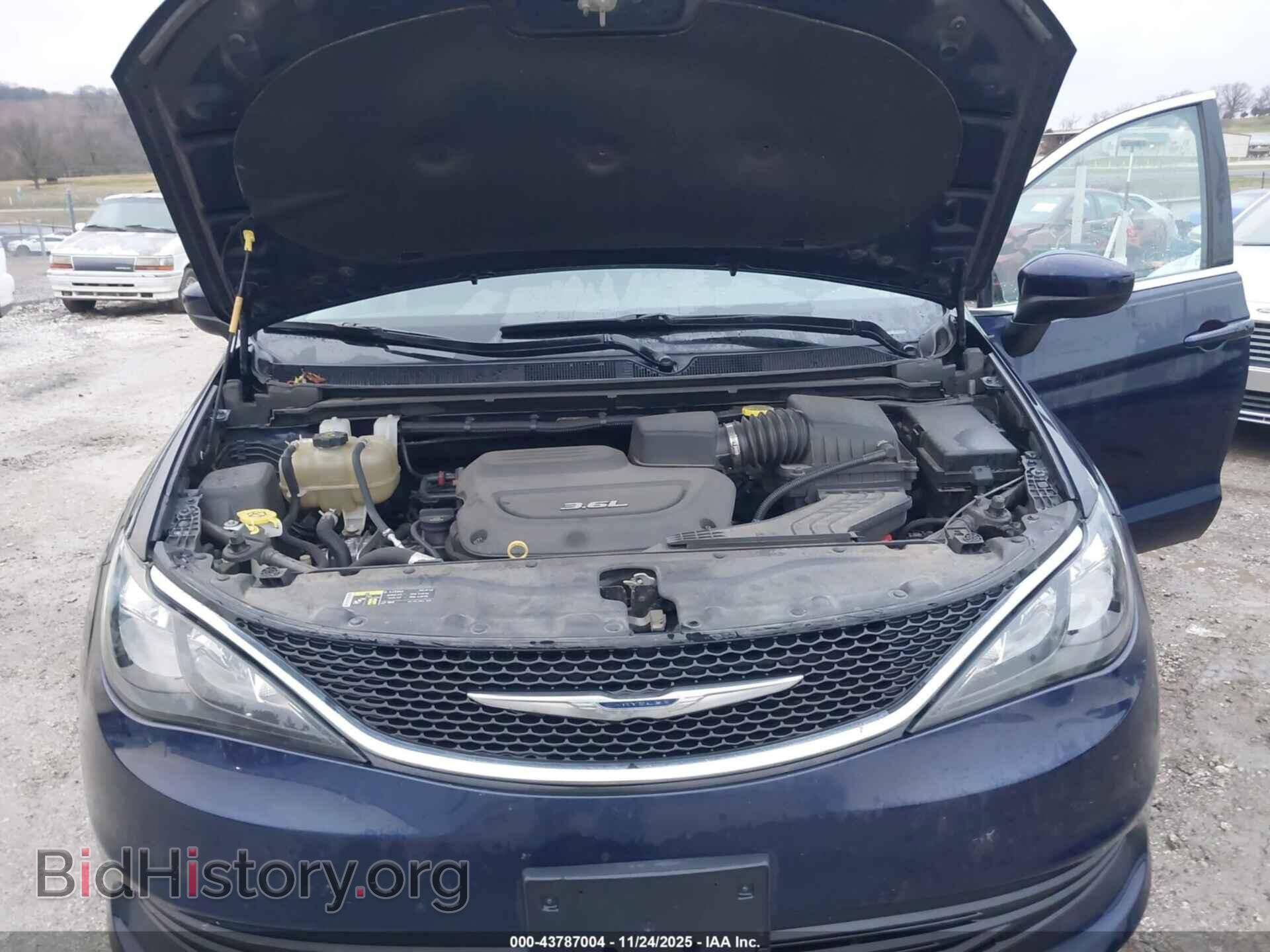 2017 CHRYSLER PACIFICA - VIN: 2C4RC1DG4HR587767 - Фото 10