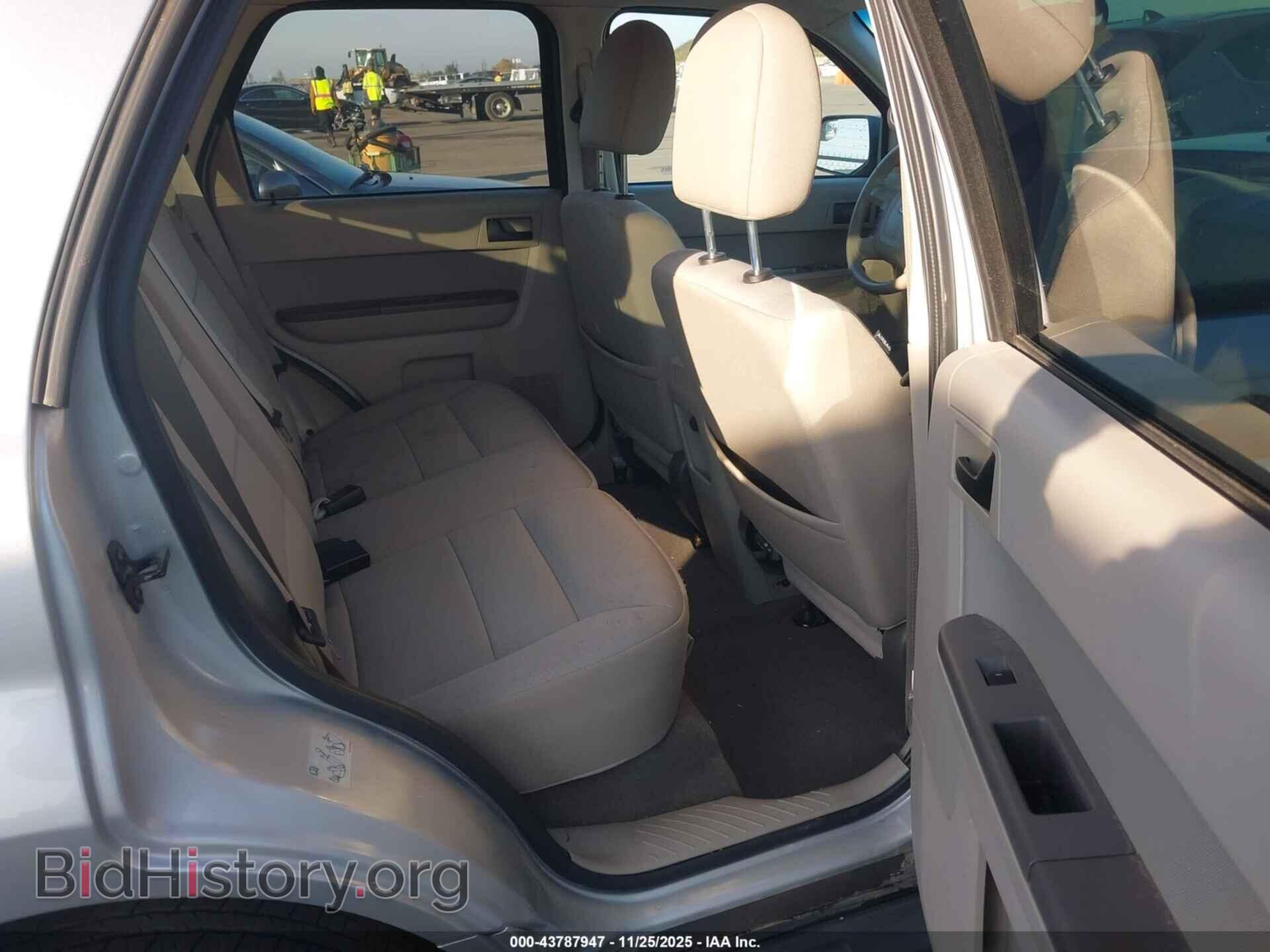 2010 FORD ESCAPE - VIN: 1FMCU9DG2AKB65563 - Фото 8