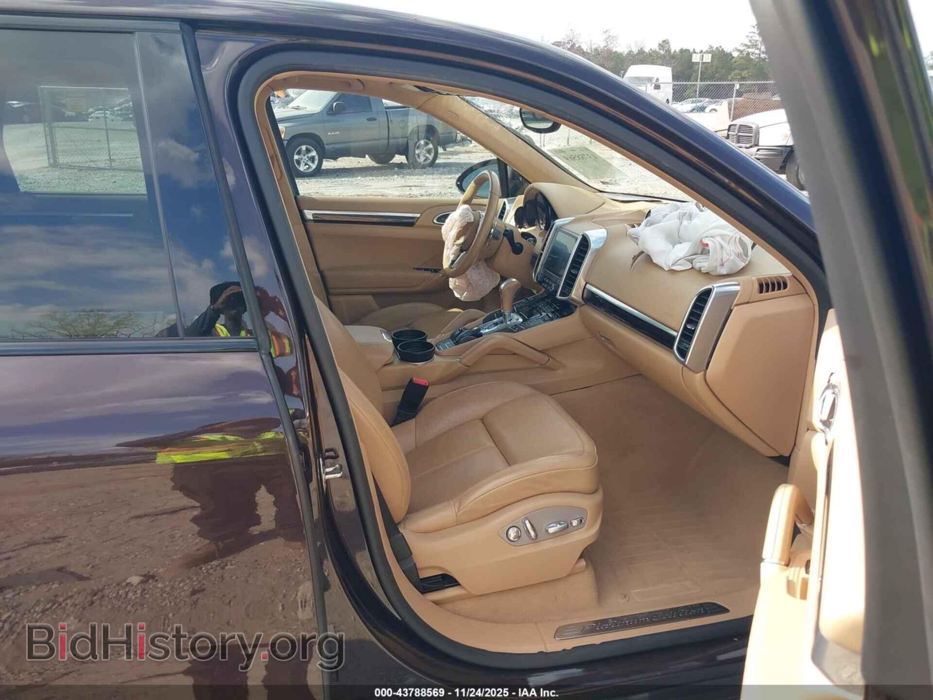 2017 PORSCHE CAYENNE - VIN: WP1AA2A22HKA82308 - Фото 5