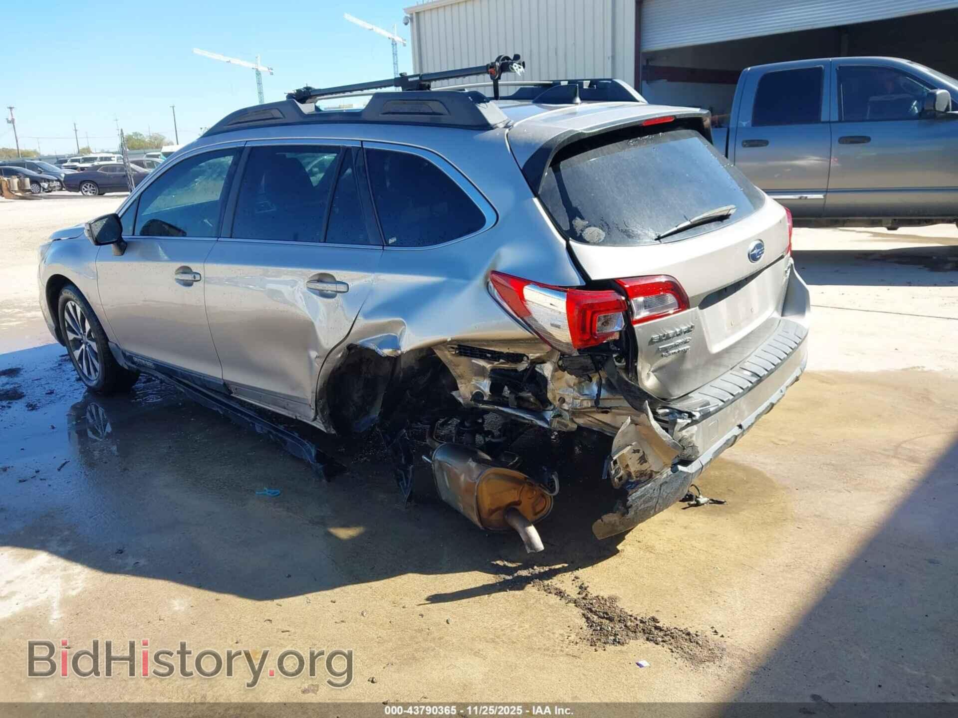 2017 SUBARU OUTBACK - VIN: 4S4BSANC2H3362865 - Фото 3