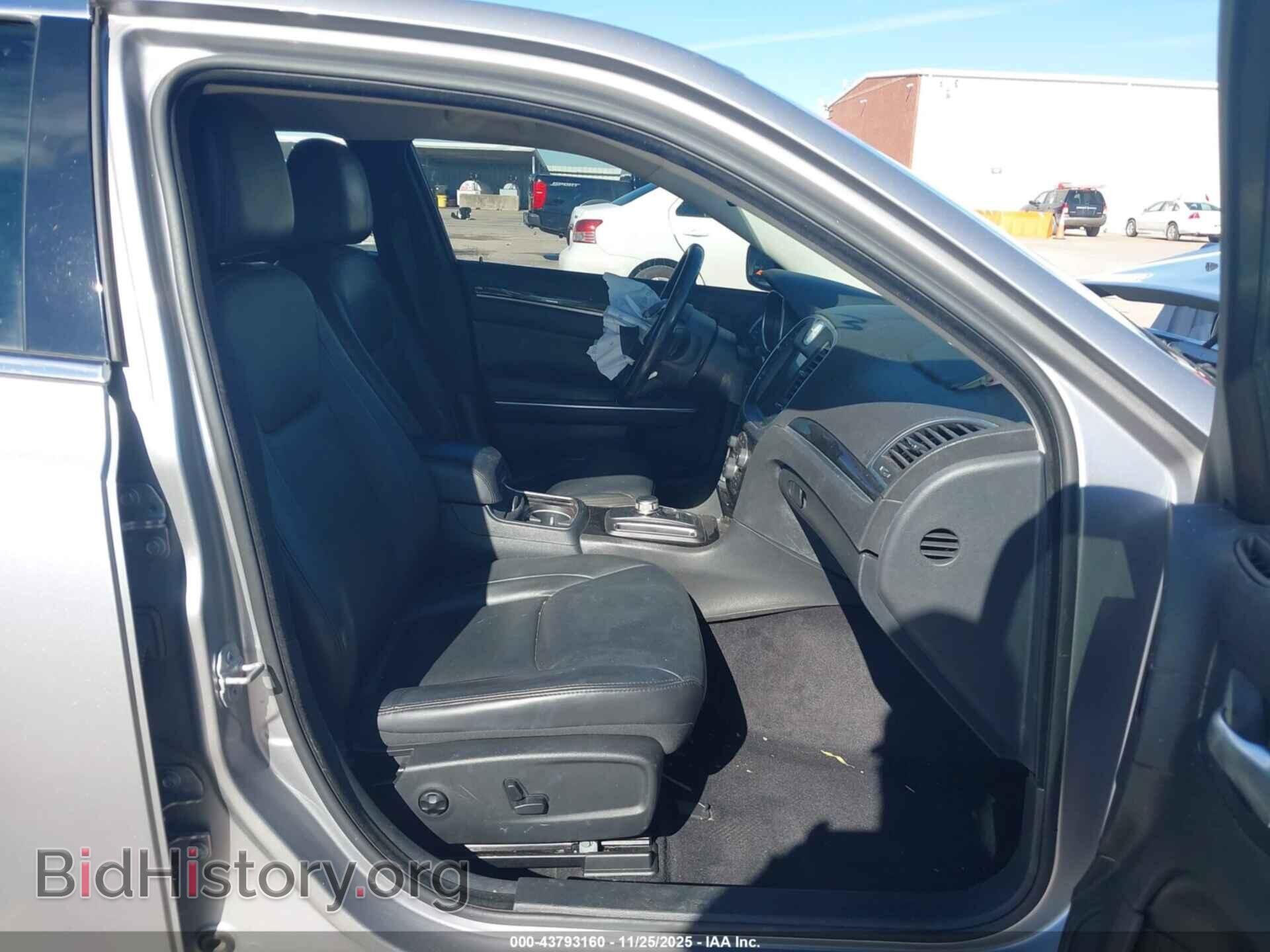 2015 CHRYSLER 300 - VIN: 2C3CCAAG7FH786359 - Фото 5