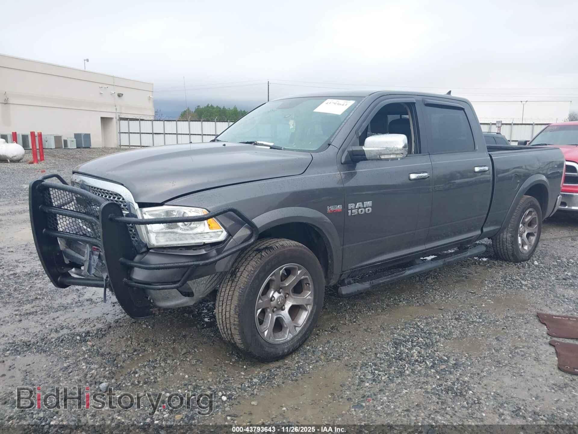 2017 RAM 1500 - VIN: 1C6RR6VT2HS693373 - Фото 2