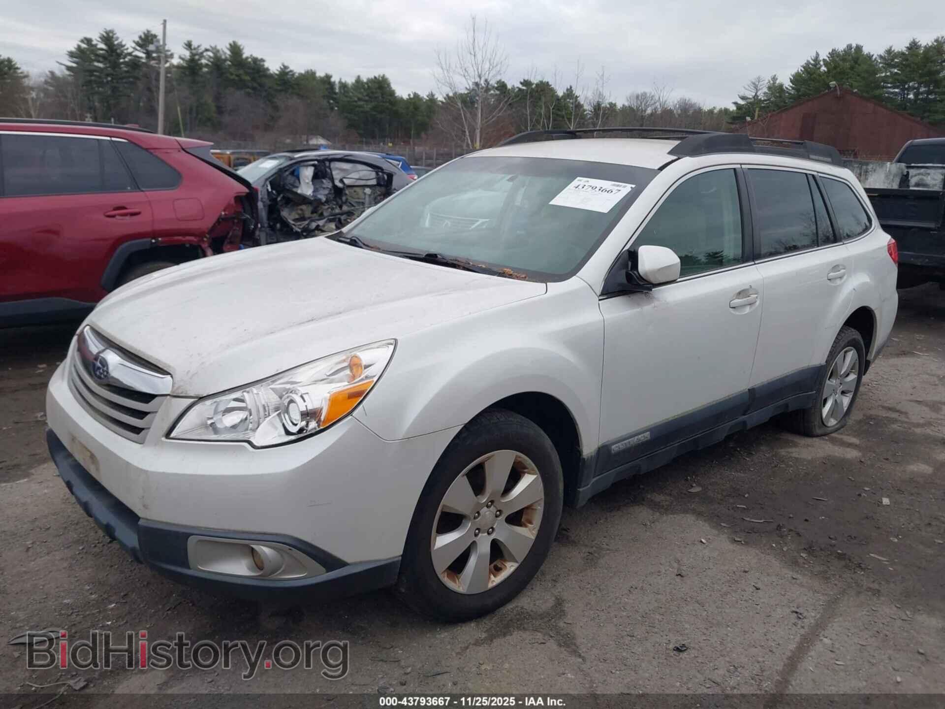 2011 SUBARU OUTBACK - VIN: 4S4BRBCCXB3363368 - Фото 2