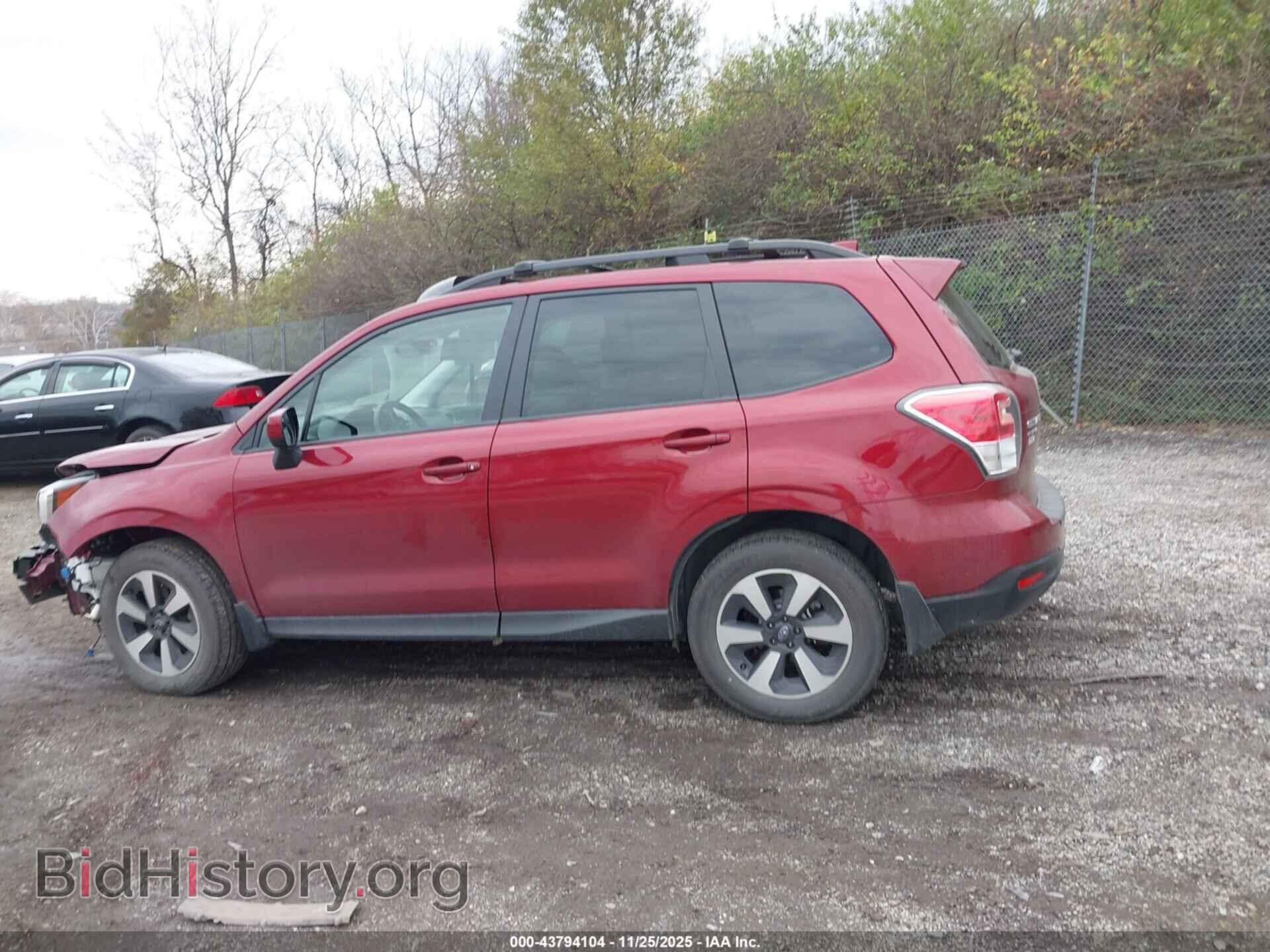 2017 SUBARU FORESTER - VIN: JF2SJAGC7HH807500 - Фото 15
