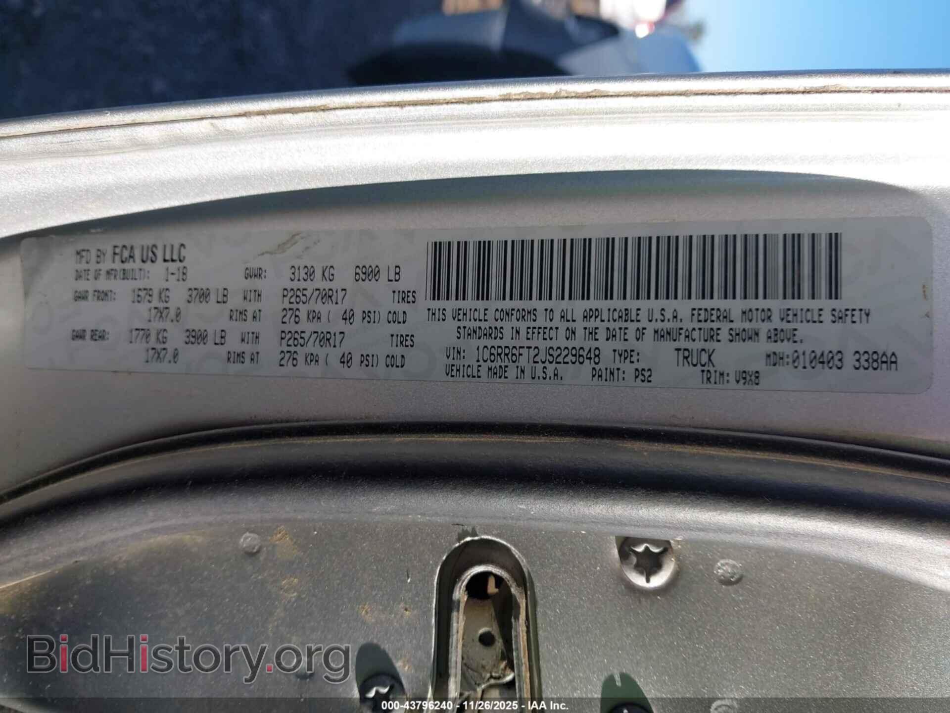 2018 RAM 1500 - VIN: 1C6RR6FT2JS229648 - Фото 9
