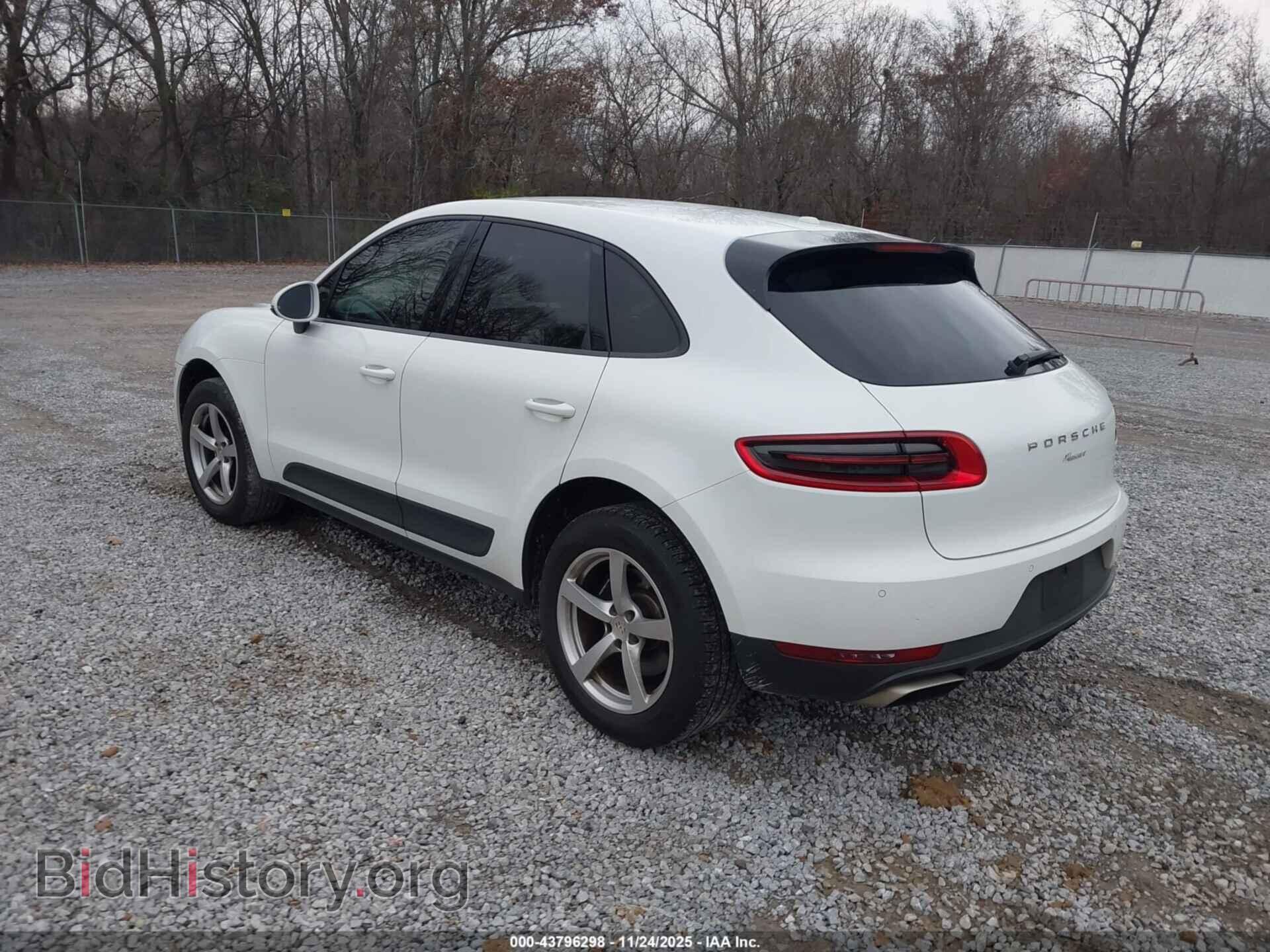 2017 PORSCHE MACAN - VIN: WP1AA2A55HLB04063 - Photo 3