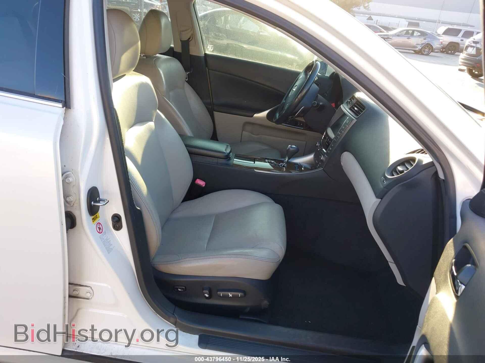 2010 LEXUS IS 250 - VIN: JTHBF5C25A2096729 - Photo 5