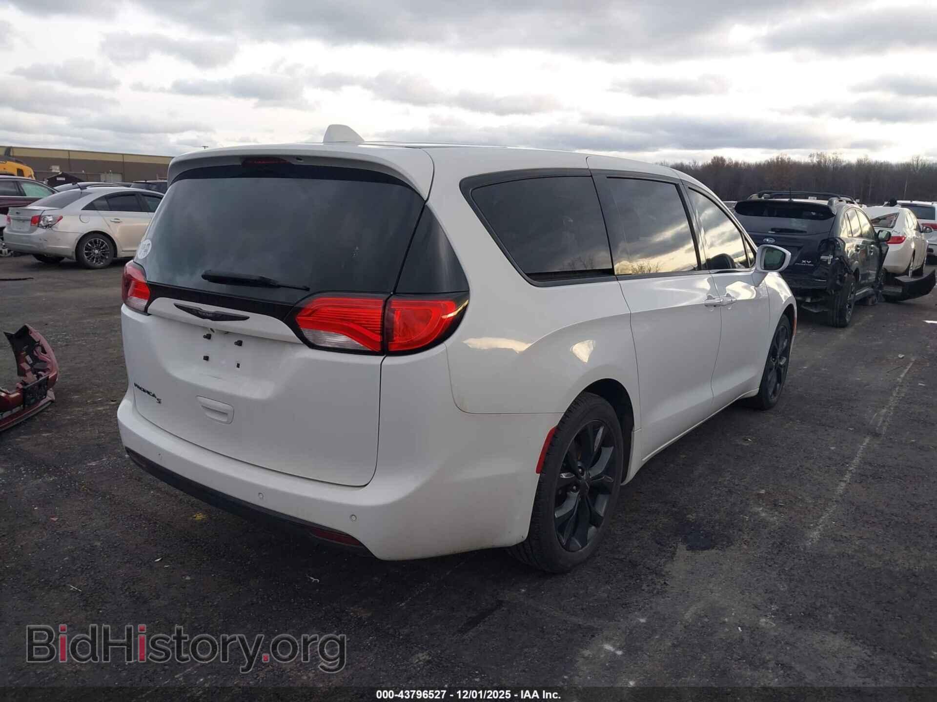 2018 CHRYSLER PACIFICA - VIN: 2C4RC1FG8JR263269 - Фото 4